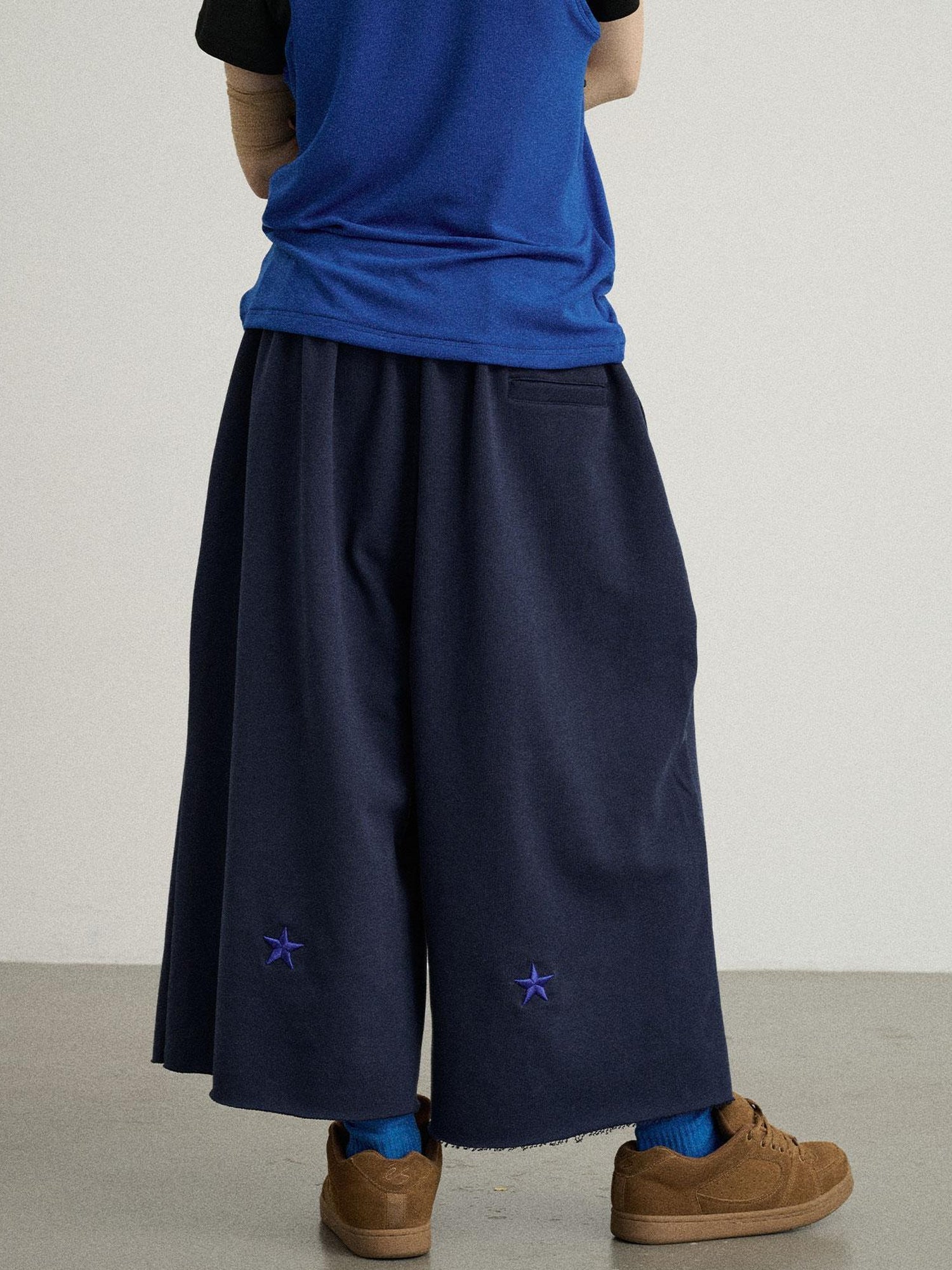 Achihara Achihara Distressed Hem Cargo Joggers