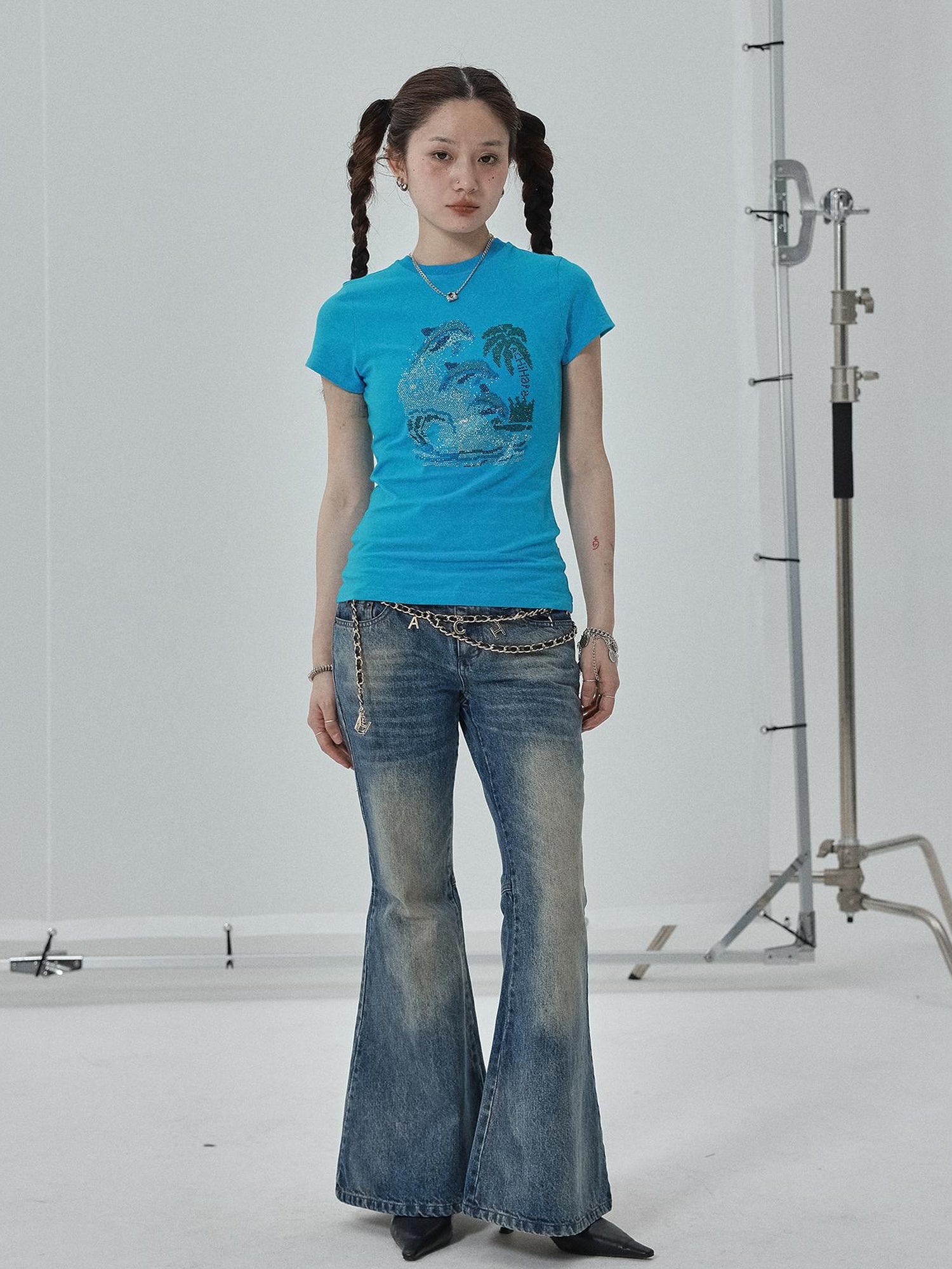 Achihara Achihara Low Rise Flared Wide Leg Jeans