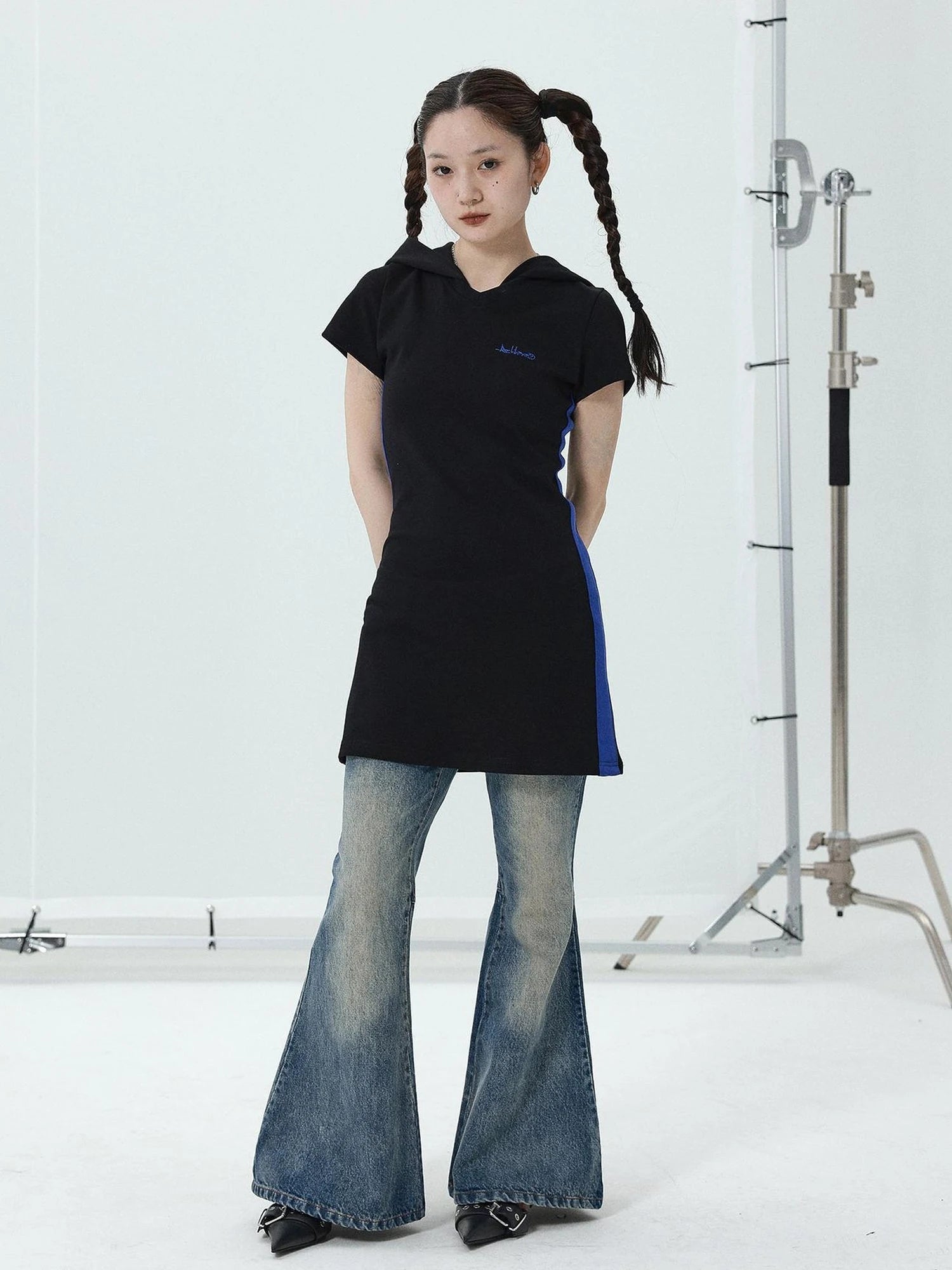 Achihara Low Rise Flared Wide Leg Jeans