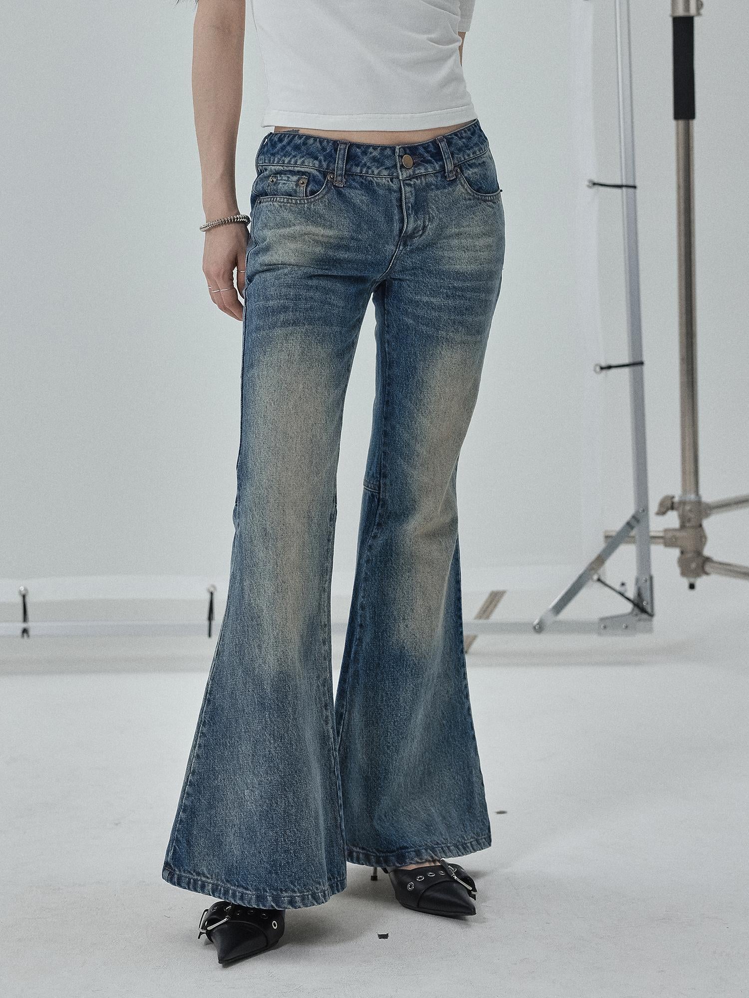 Achihara Achihara Low Rise Flared Wide Leg Jeans