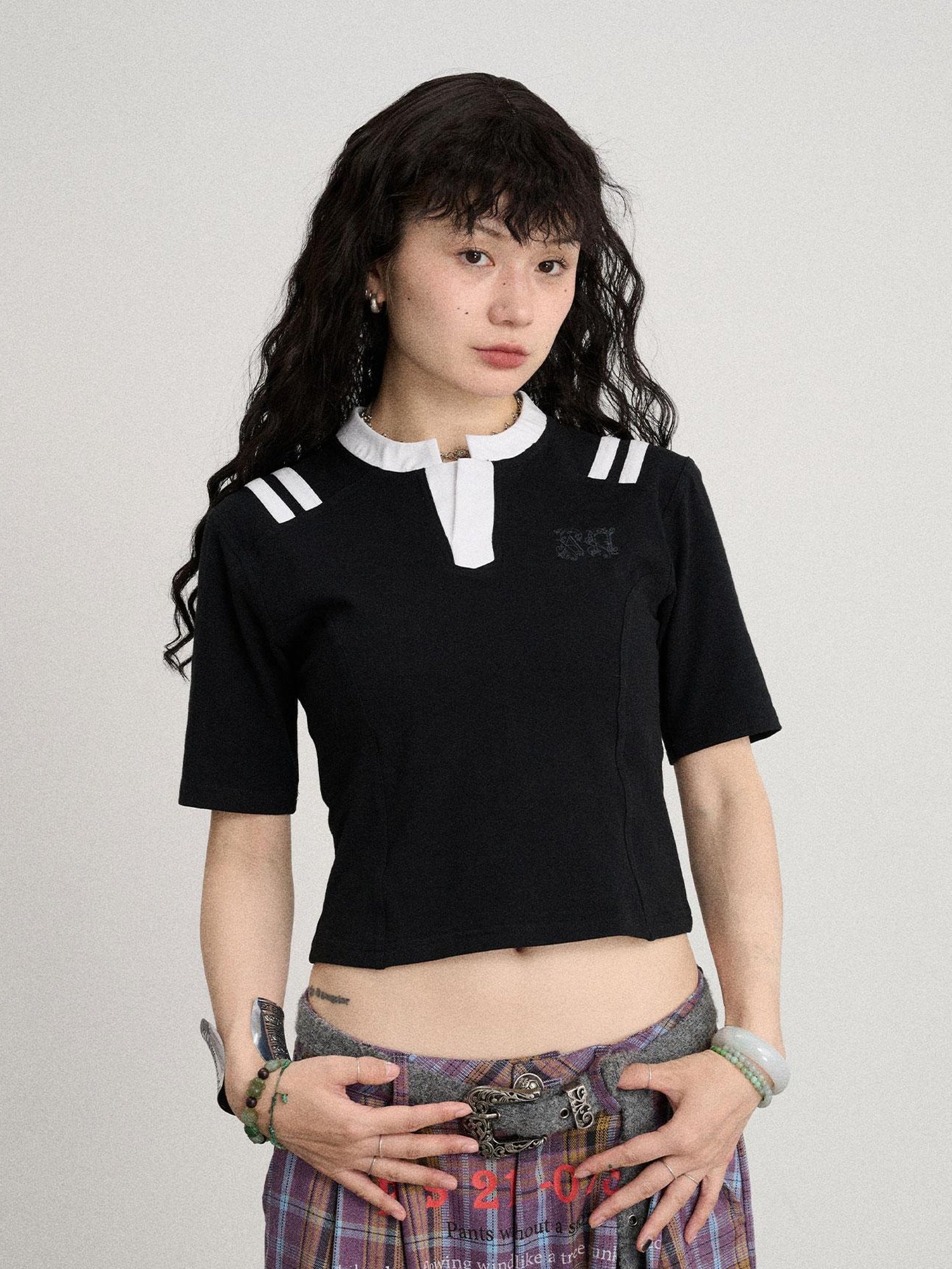 Achihara Baroque Football Tee For Women V-Neck T-Shirt Long-Sleeve