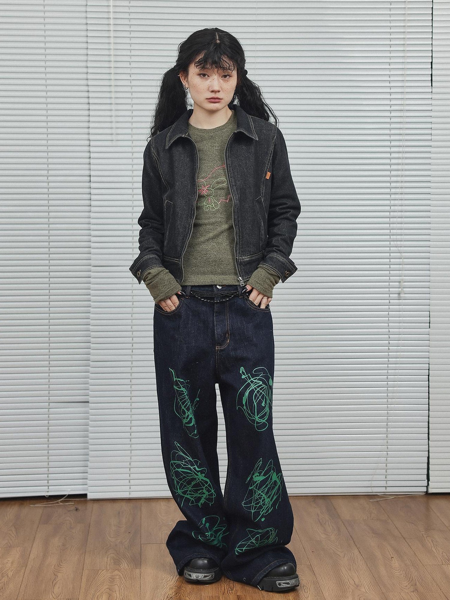 Achihara Black Denim Cropped Jacket With Soft Fleece Lining