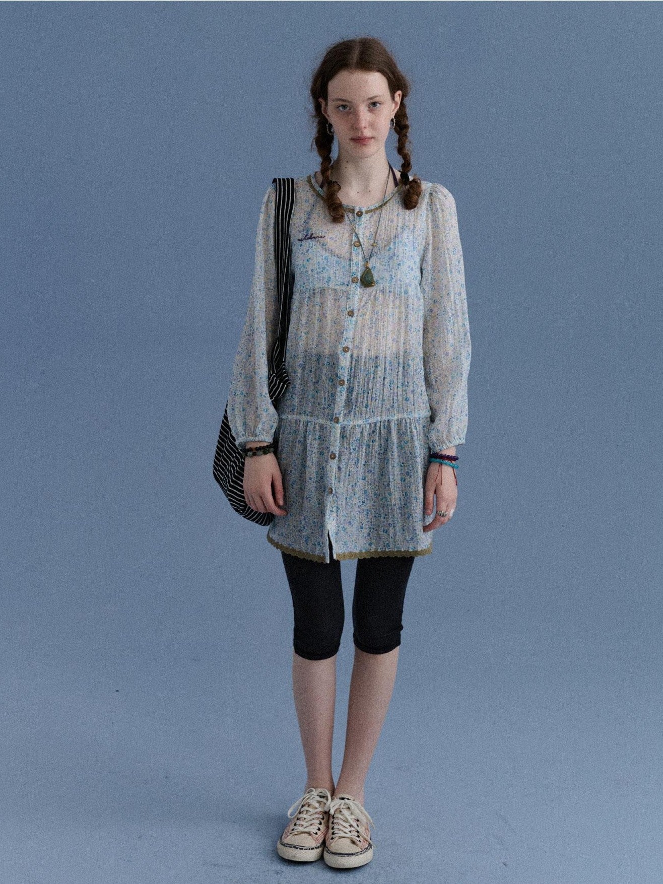 Achihara Blue Floral Lettuce Edge Ruched Women&