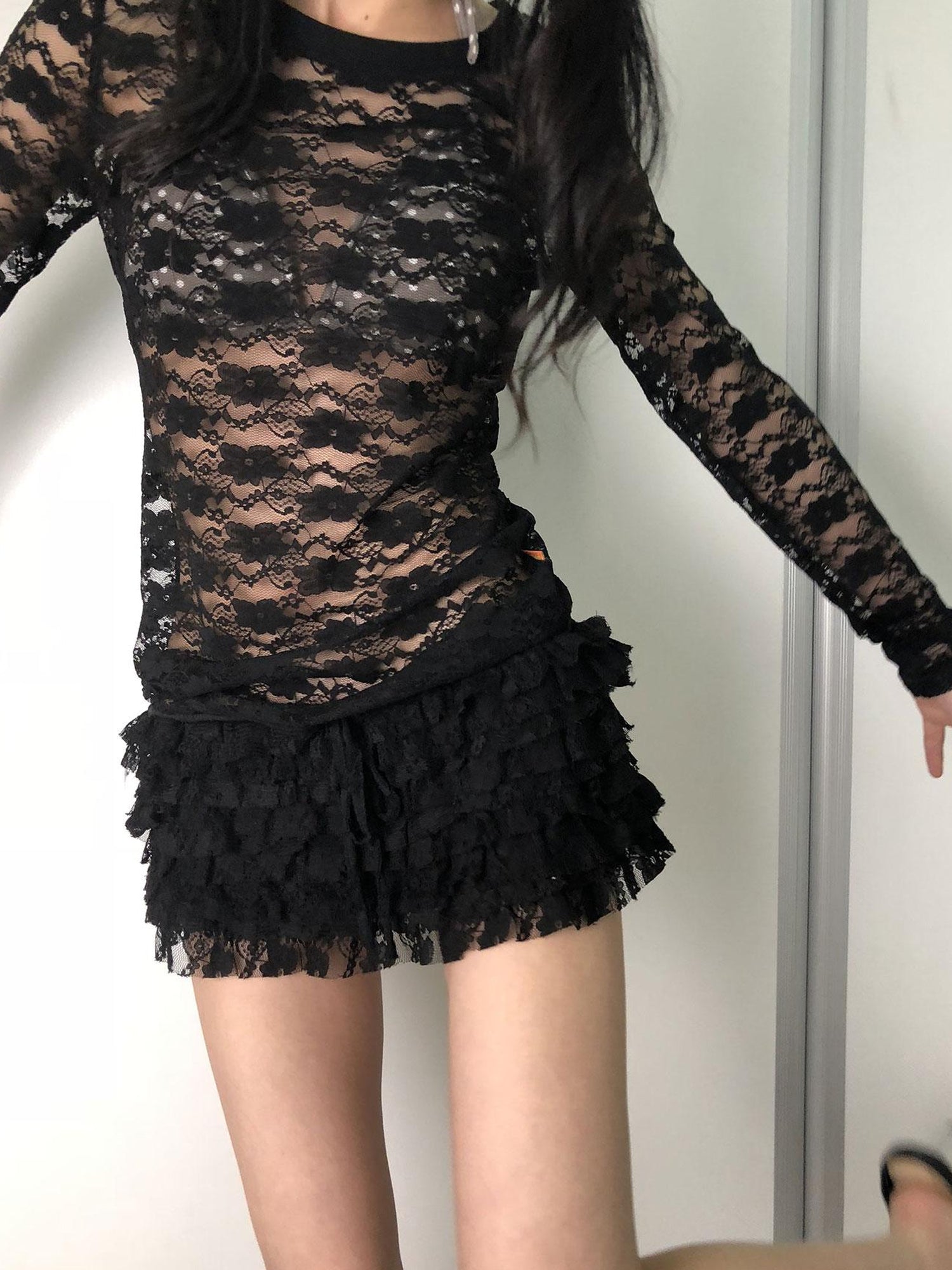 Achihara Breton Chun Lace Long Sleeve Top