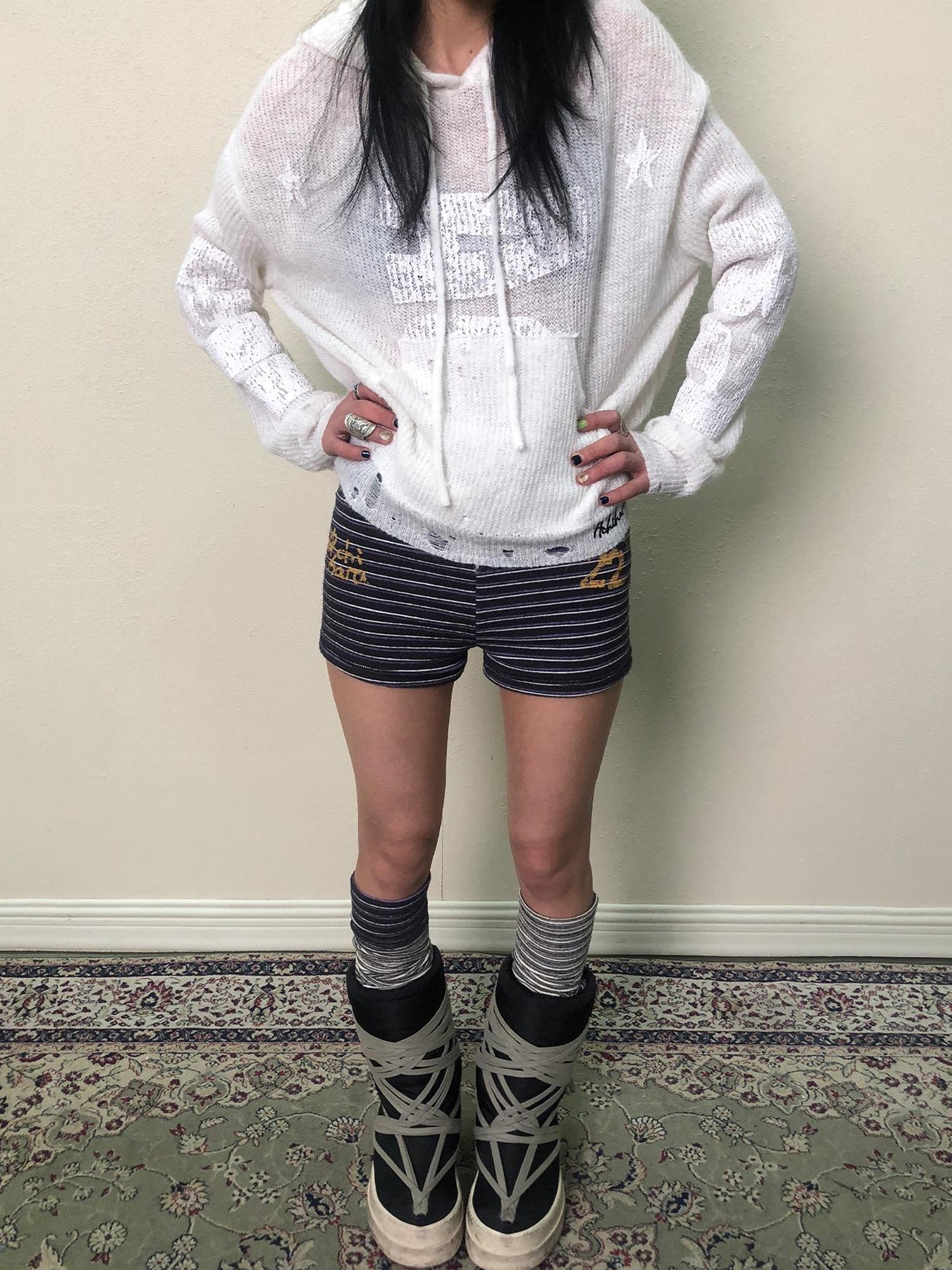 Achihara Brittany Star Spot Shorts V Neck T Shirt Long Sleeve