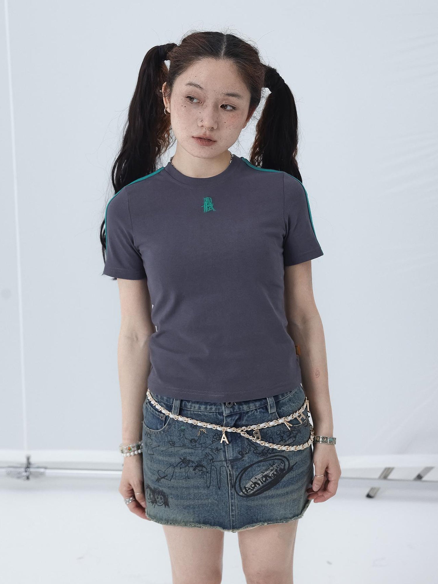 Achihara Colorful Cowhide Candy Two Tone Short Sleeve Tee