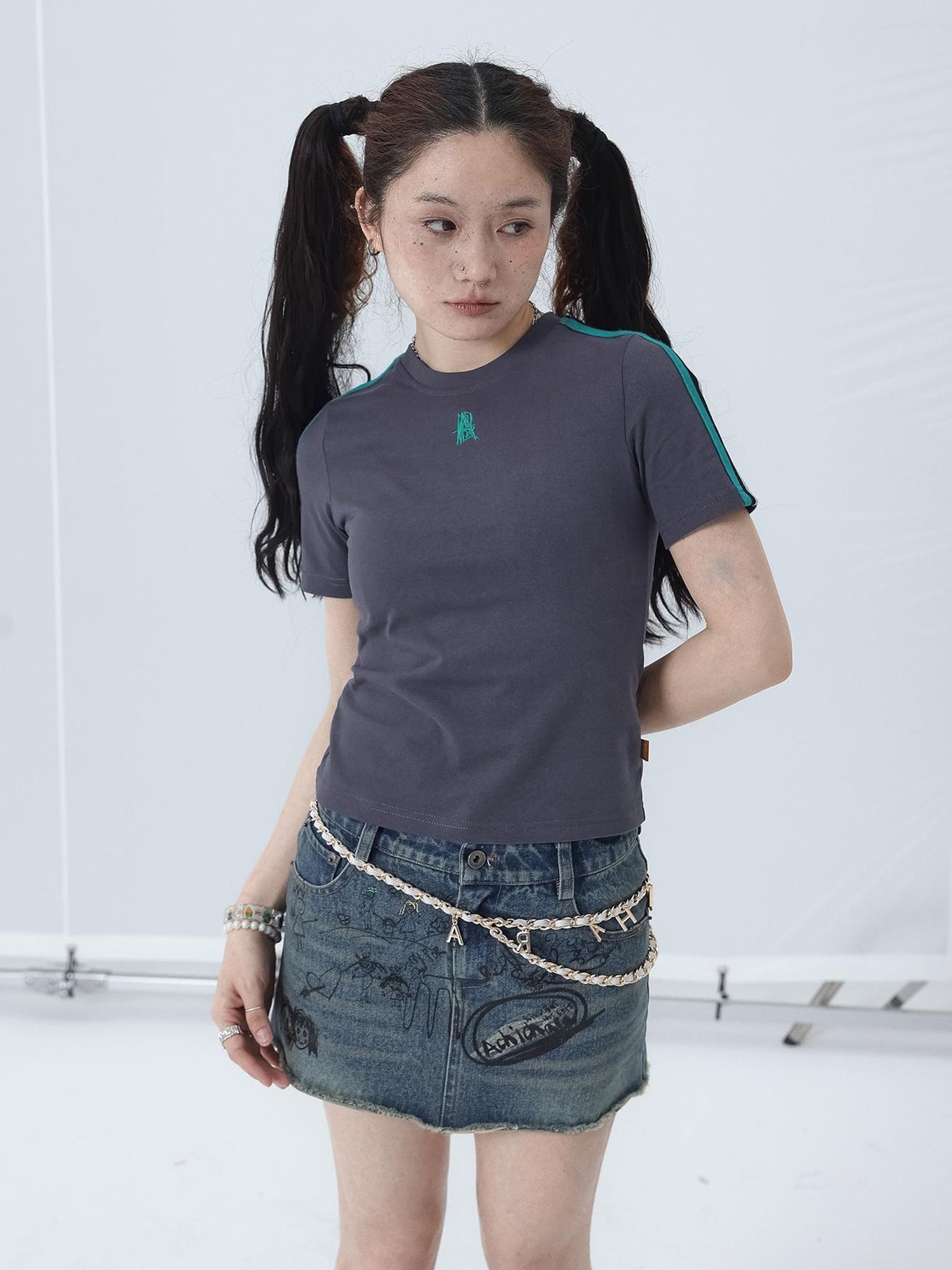 Achihara Colorful Cowhide Candy Two Tone Short Sleeve Tee