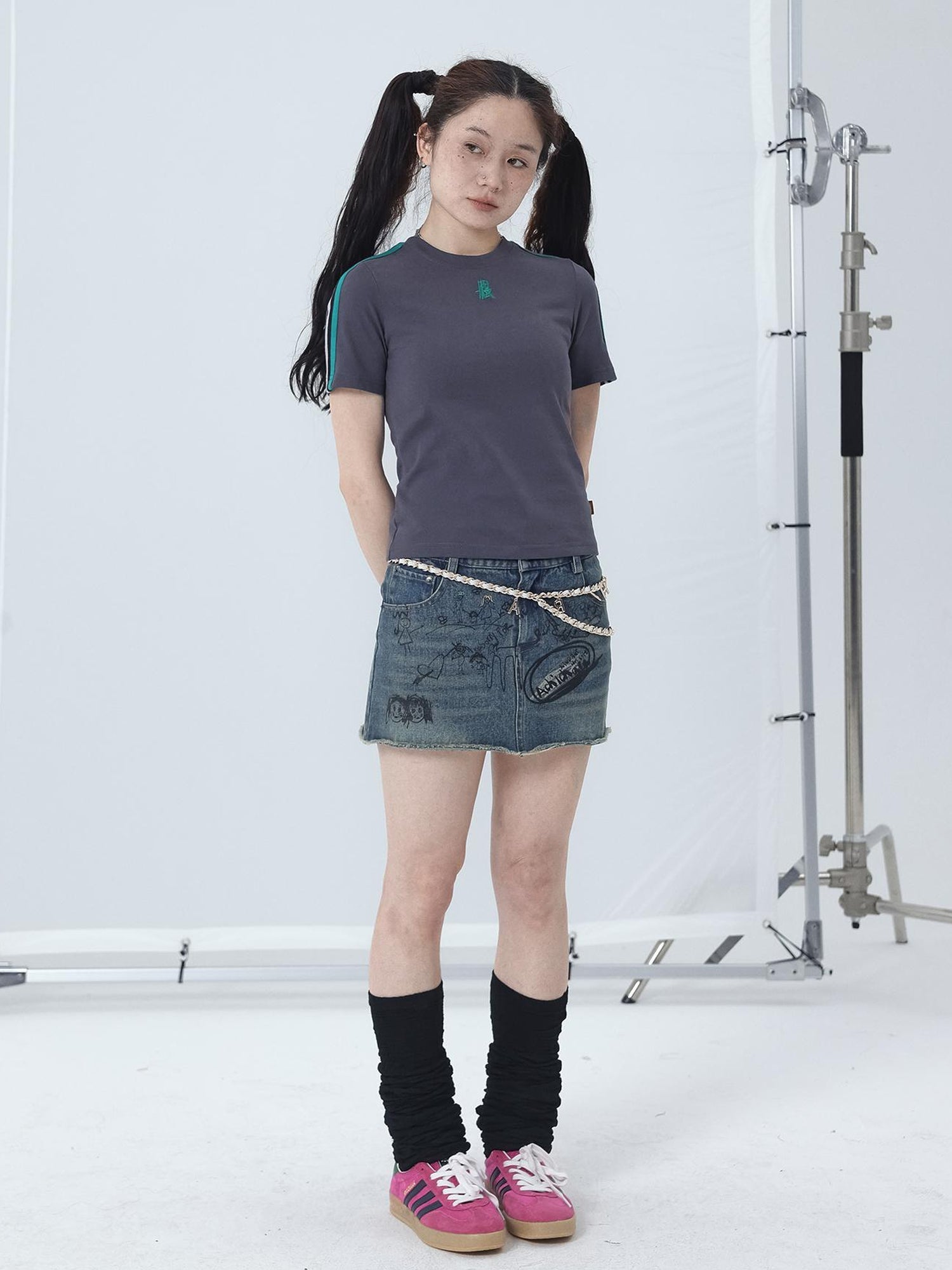 Achihara Colorful Cowhide Candy Two Tone Short Sleeve Tee