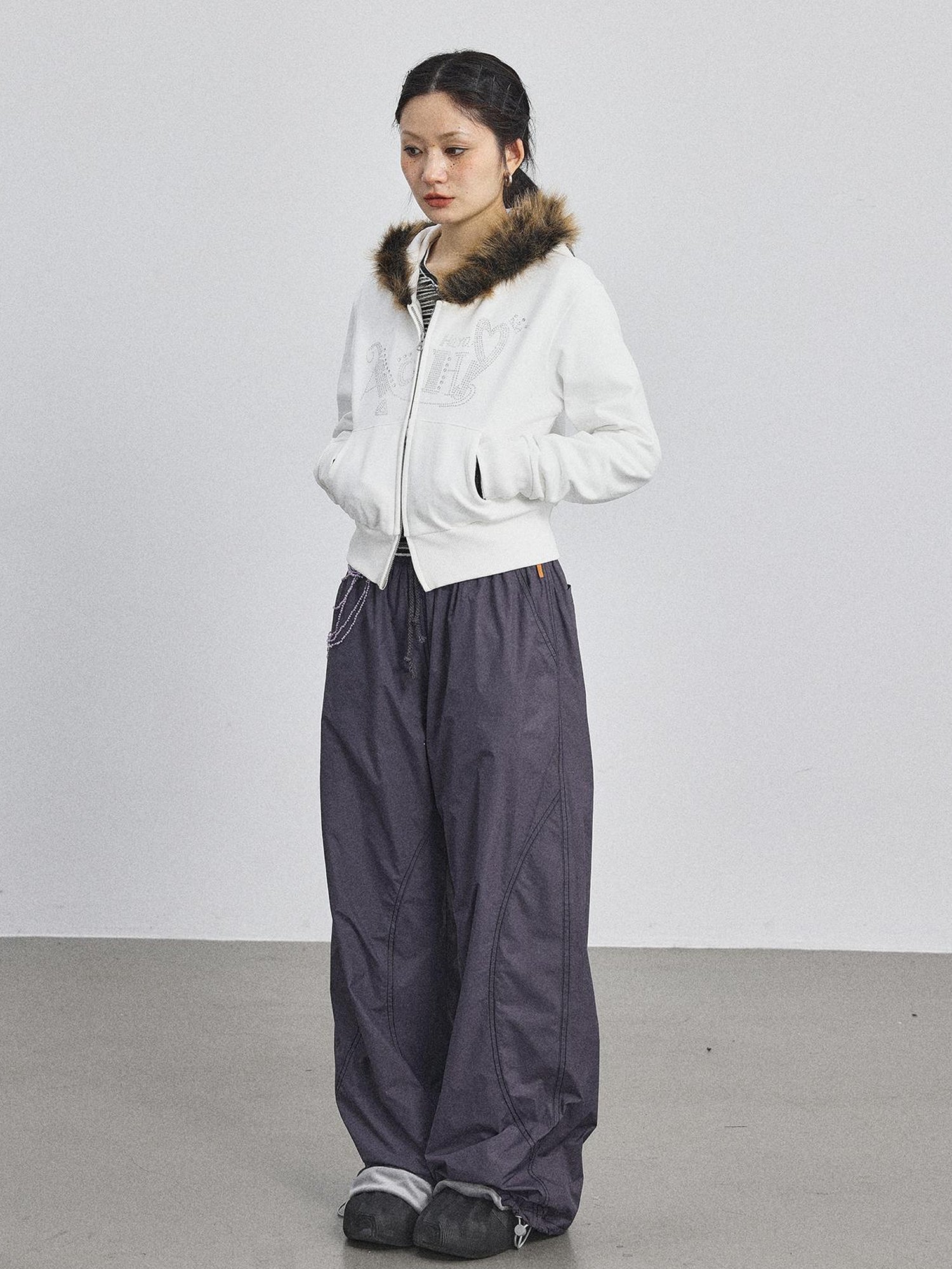 Achihara Cozy Fluffy Cropped Sweatshirt