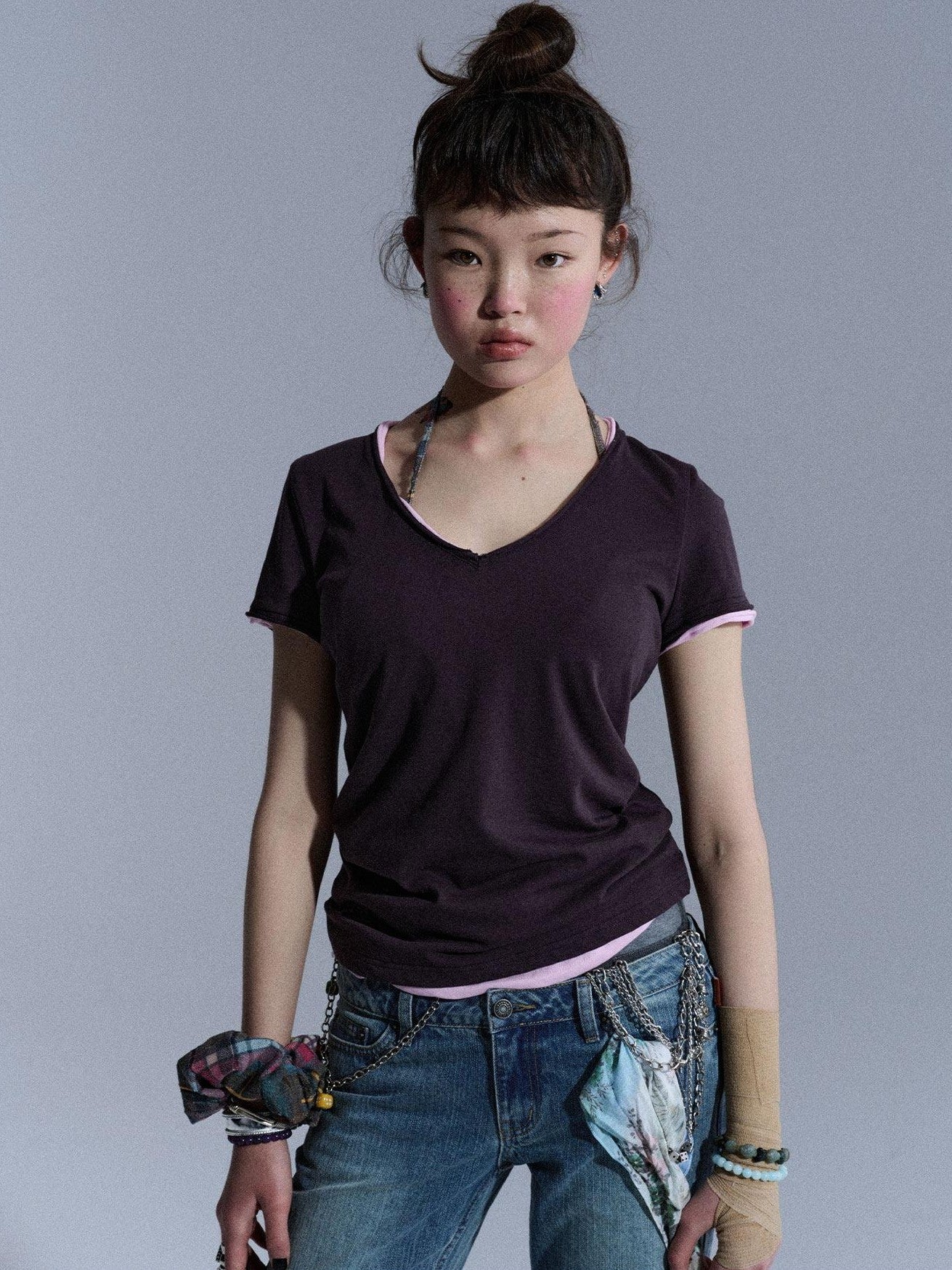 Achihara Cropped Raw Hem V-neck Slim Fit Women&