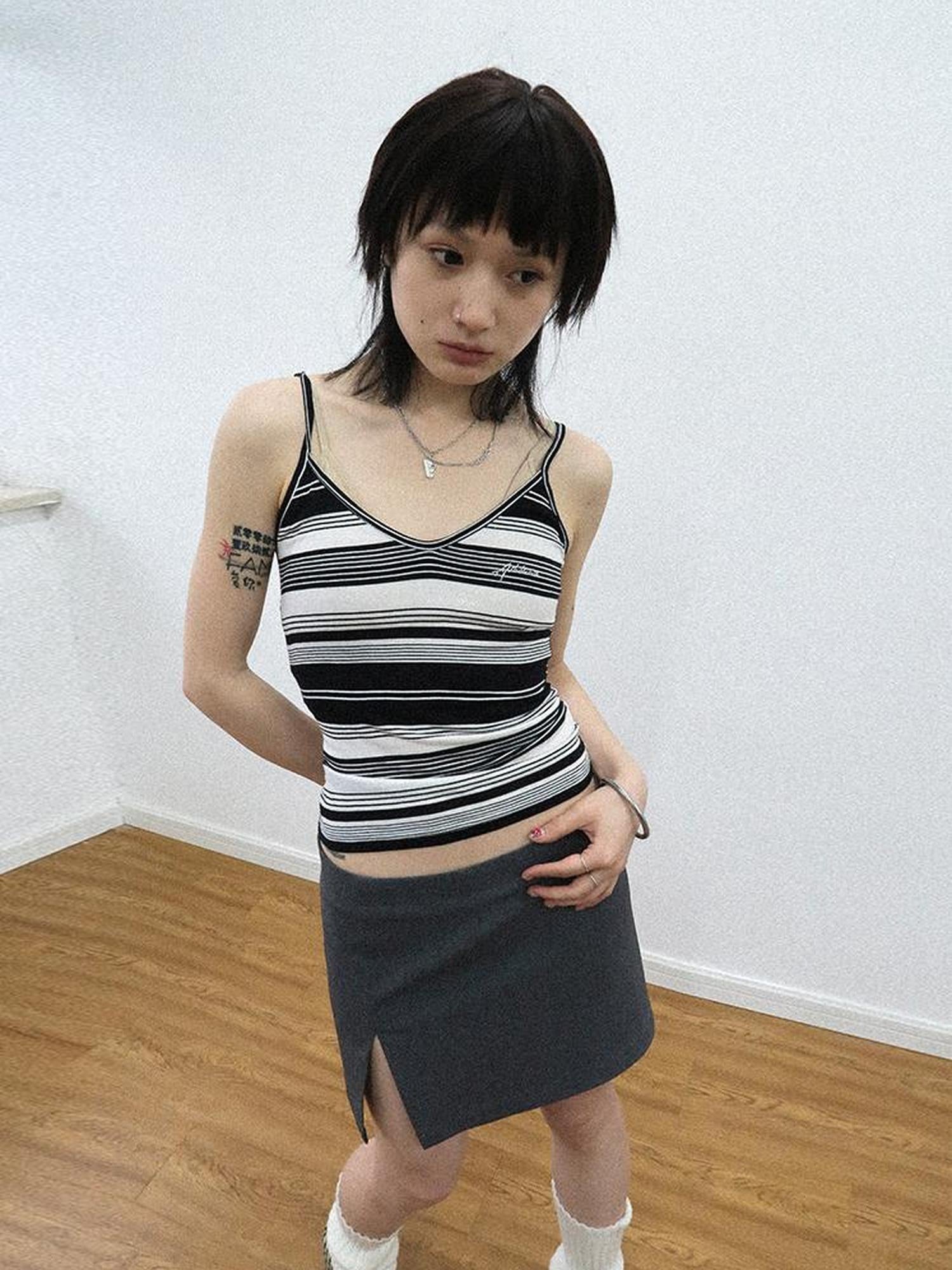 Achihara Custom Striped Two Tone Sleeveless Top