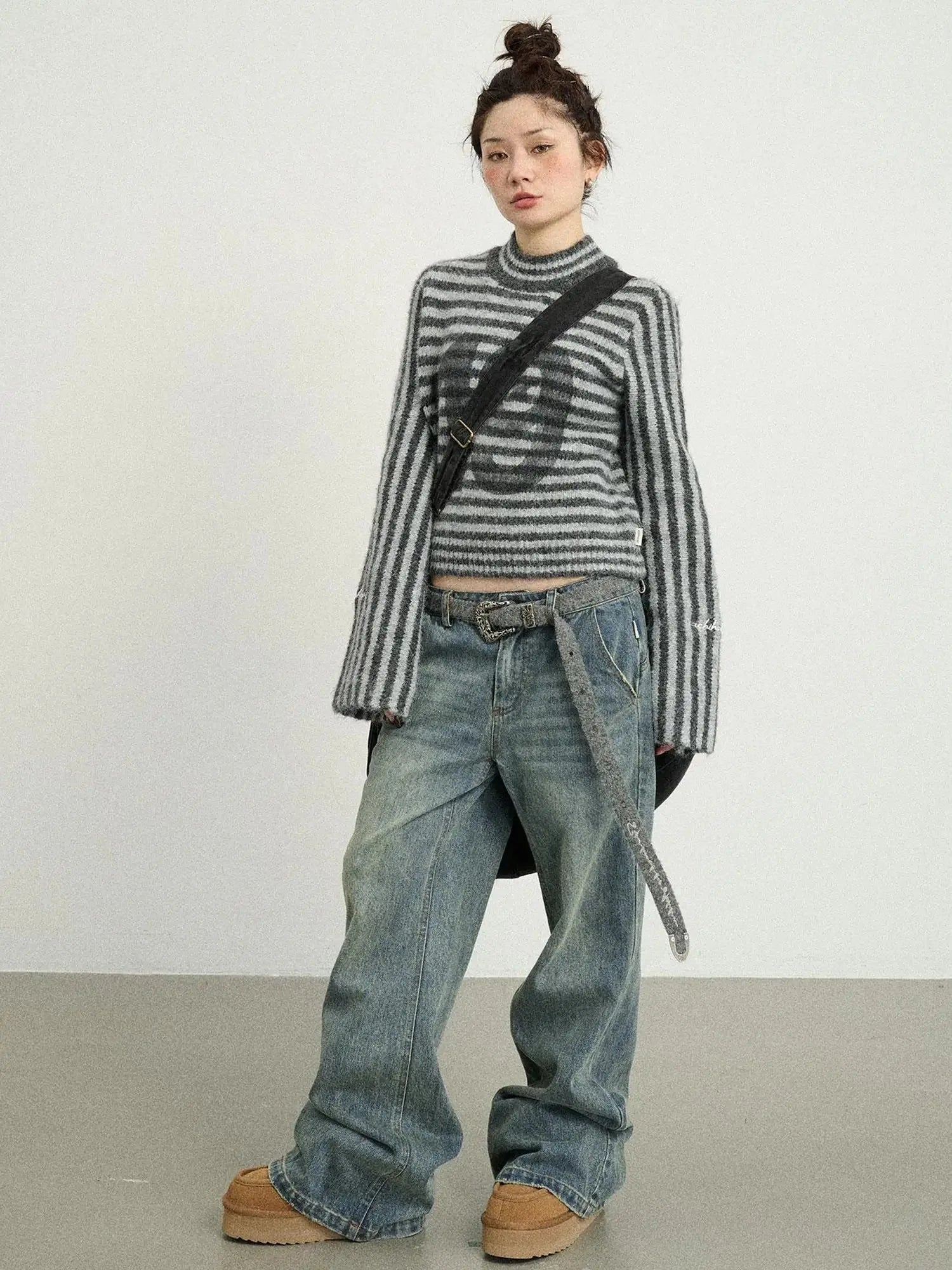 Dadaist Stripe Knit Sweater V-Neck T-Shirt Long-Sleeve