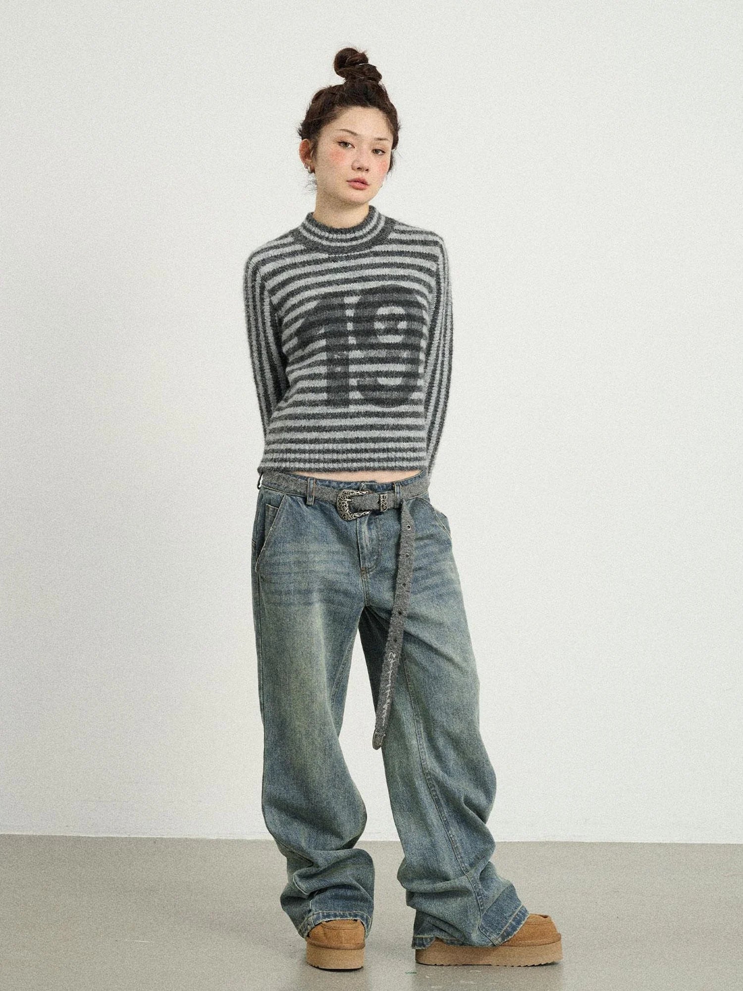 Dadaist Stripe Knit Sweater V-Neck T-Shirt Long-Sleeve