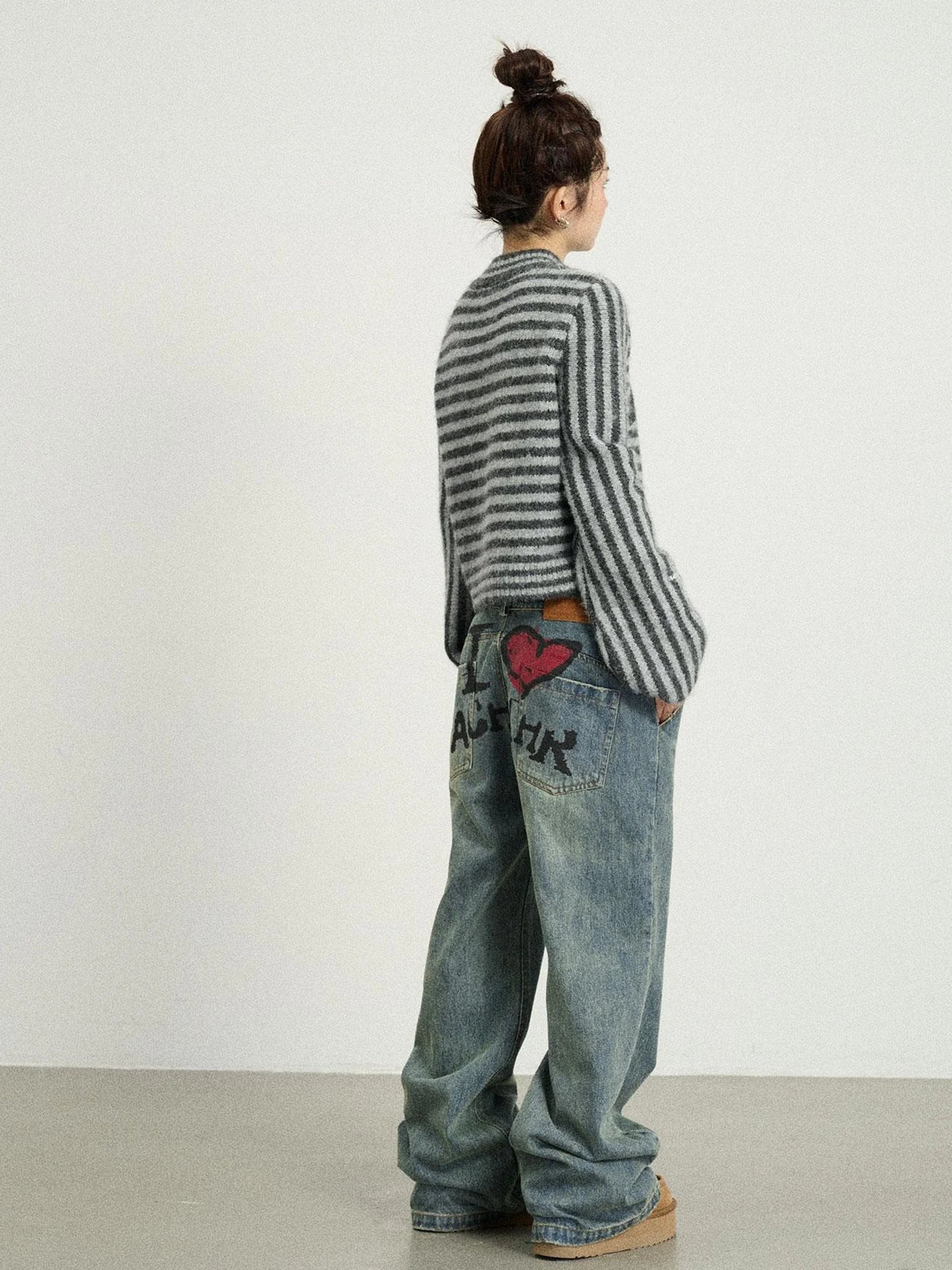 Dadaist Stripe Knit Sweater V-Neck T-Shirt Long-Sleeve