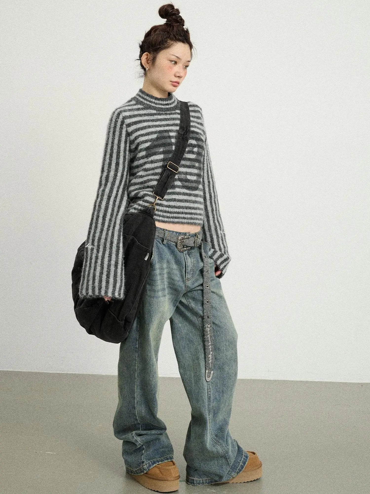 Dadaist Stripe Knit Sweater V-Neck T-Shirt Long-Sleeve