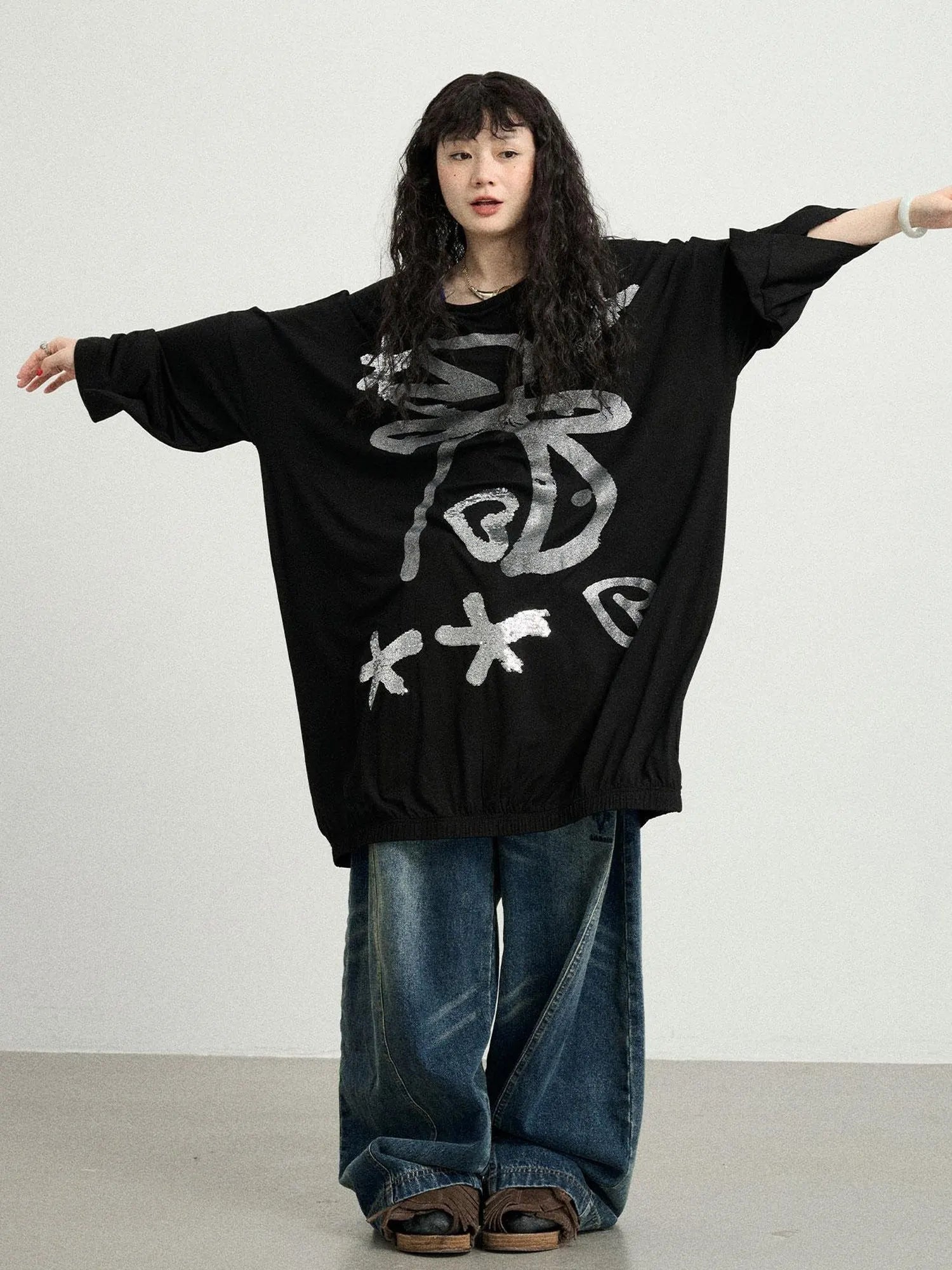 Dancing Bobo Monster Glitter Loose Tee
