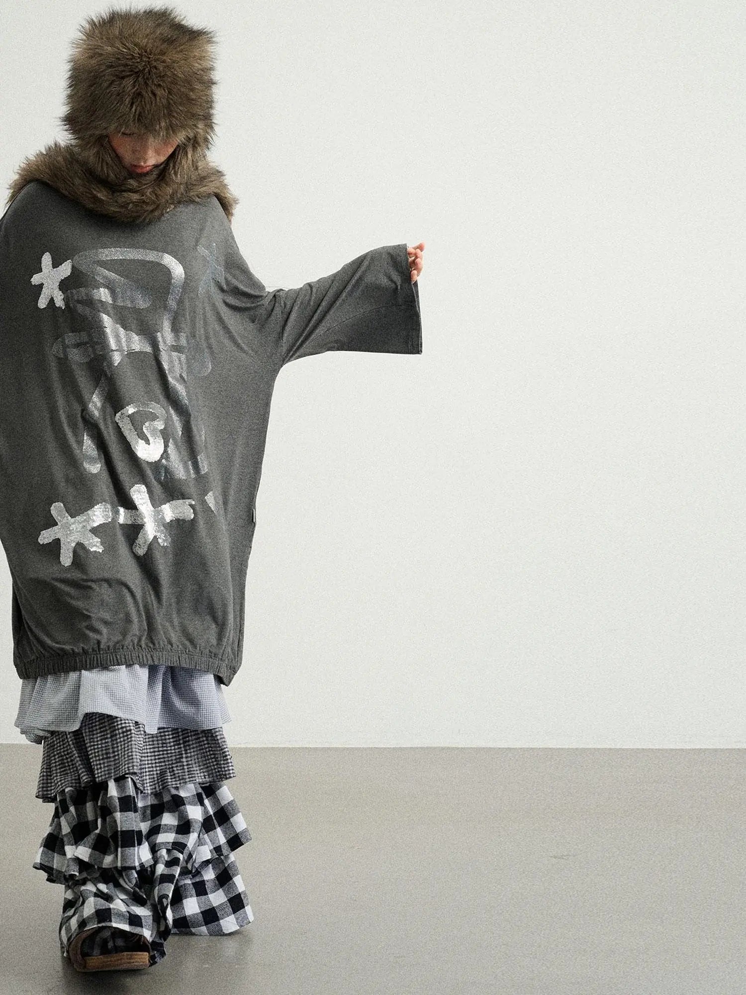 Dancing Bobo Monster Glitter Loose Tee