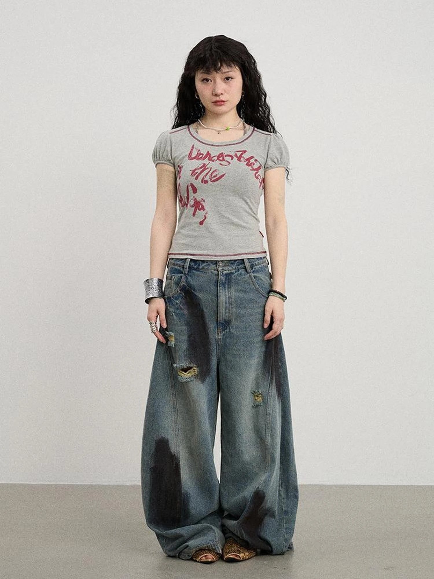 Dancing In Aurora Bubble Sleeve Tee