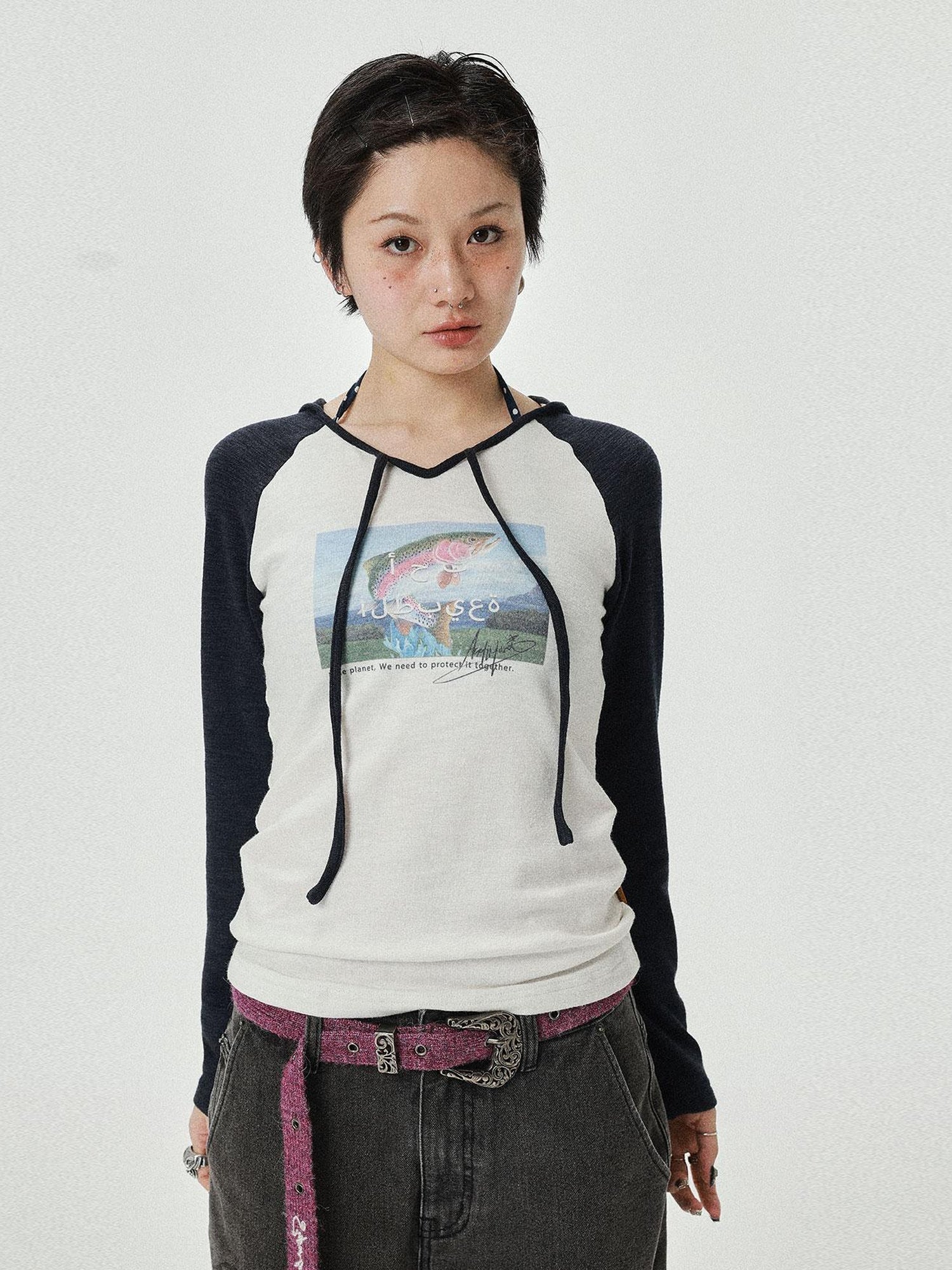 Achihara Devil Betta Earth Print Drop Shoulder Tee