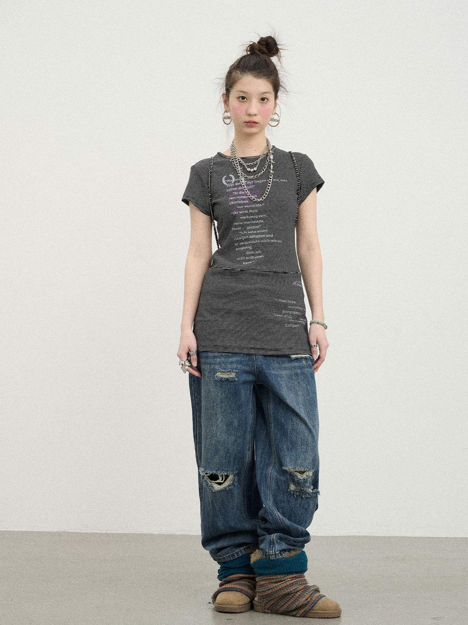 Achihara Distorted Pixel Stripe V Neck T Shirt Long Sleeve