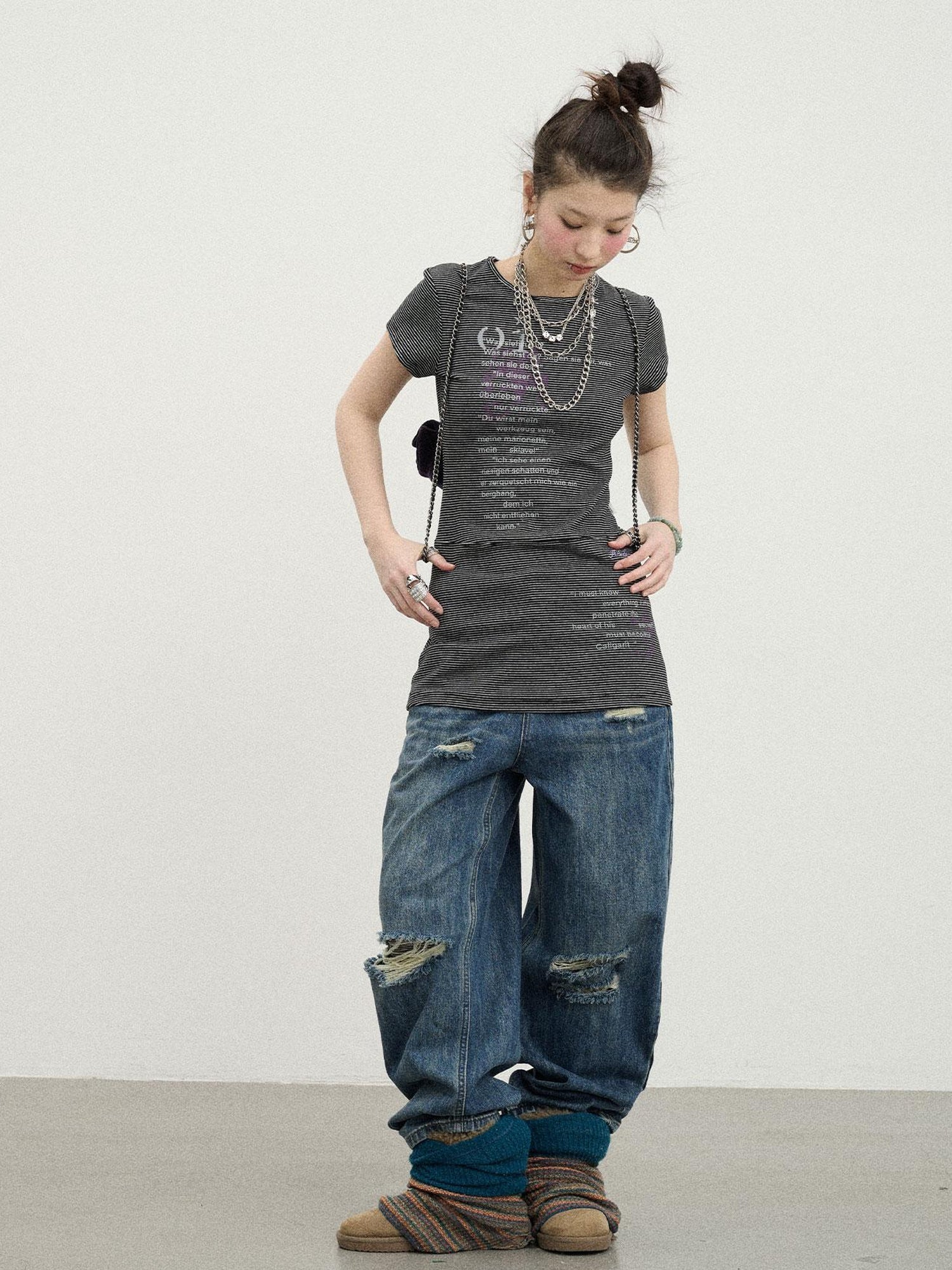 Achihara Distorted Pixel Stripe V Neck T Shirt Long Sleeve