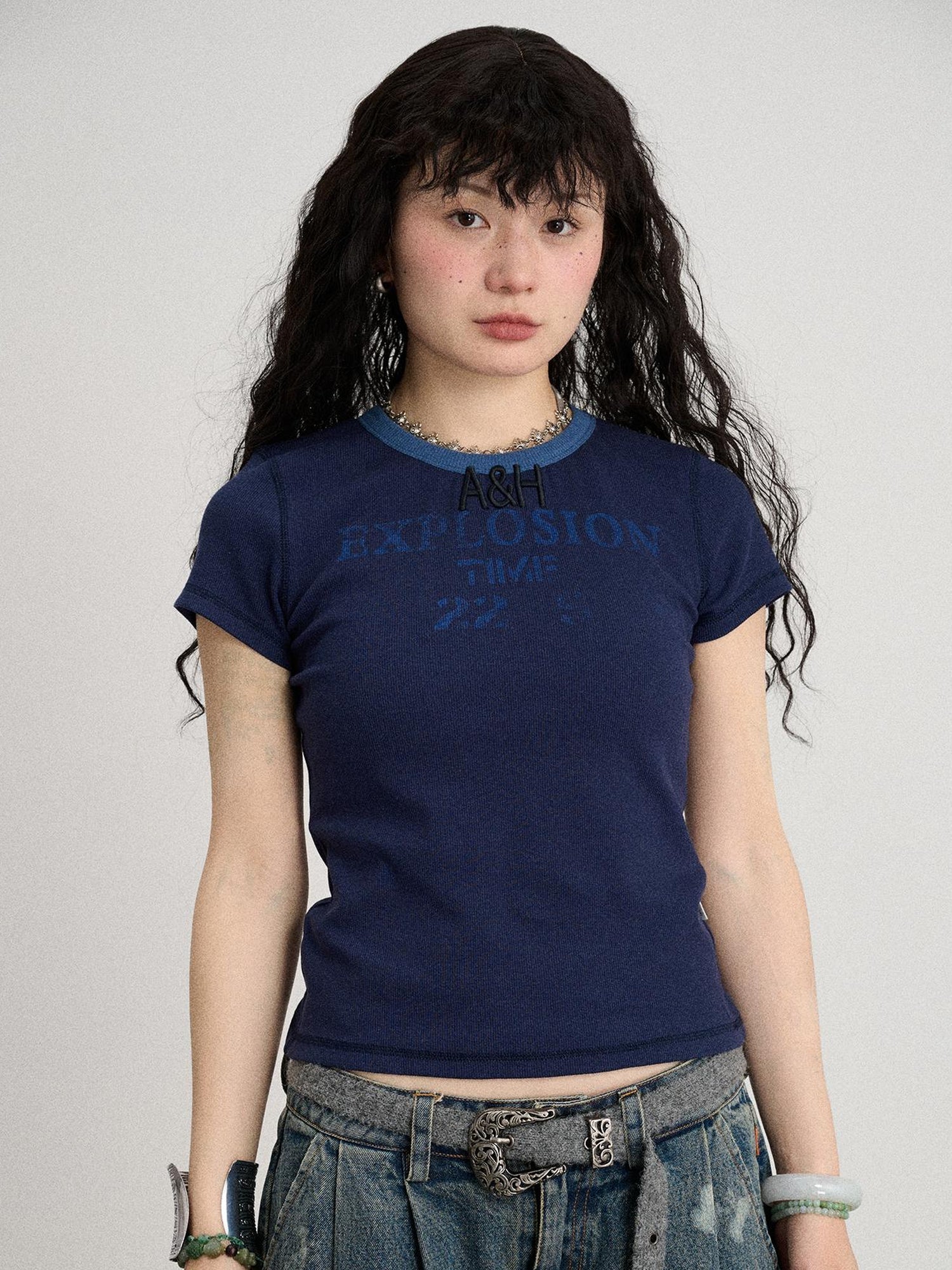 Achihara Explosion Color Block Ribbed Lettering Tee