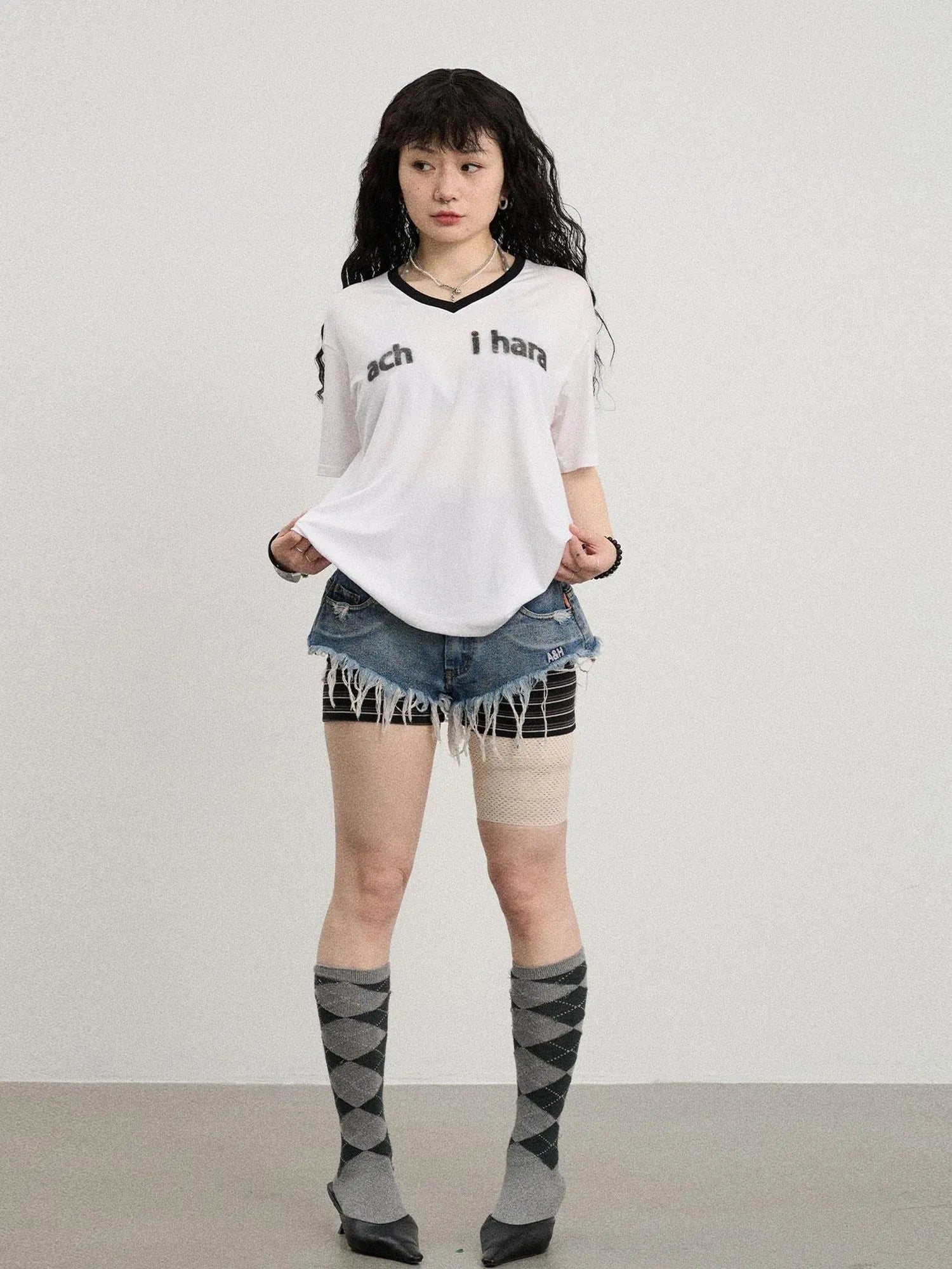 Frayed Edge Denim Shorts 2025 Summer Low Rise Triangle Casual