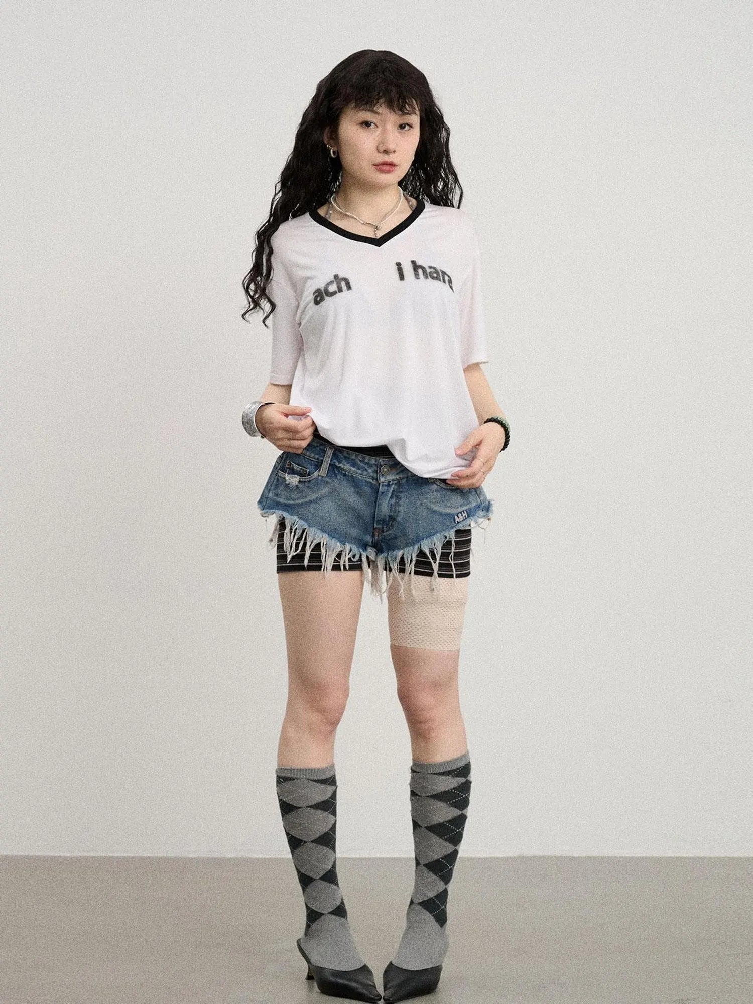Frayed Edge Denim Shorts 2025 Summer Low Rise Triangle Casual