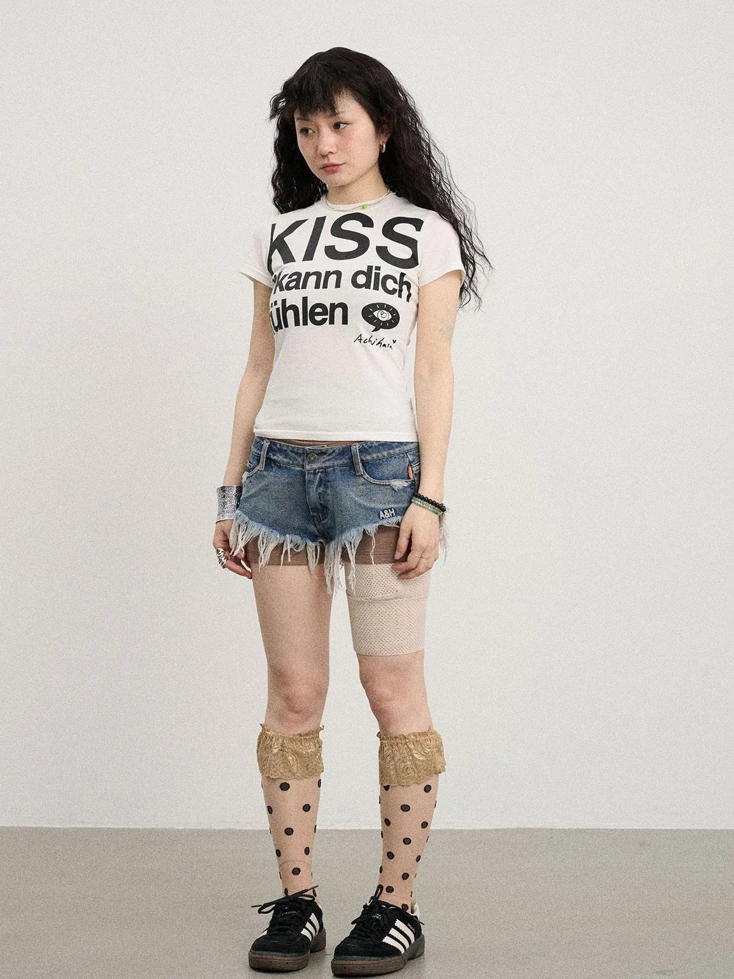 Frayed Edge Denim Shorts 2025 Summer Low Rise Triangle Casual