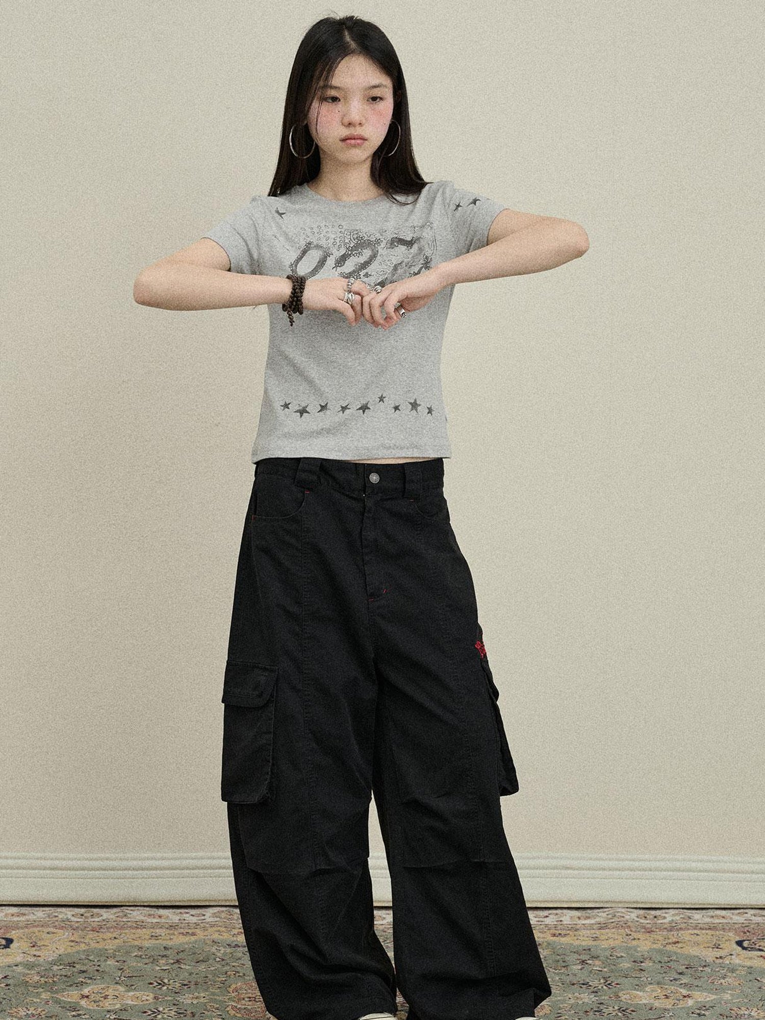 Update Achihara Gray Print Short Sleeve T-Shirt Unisex
