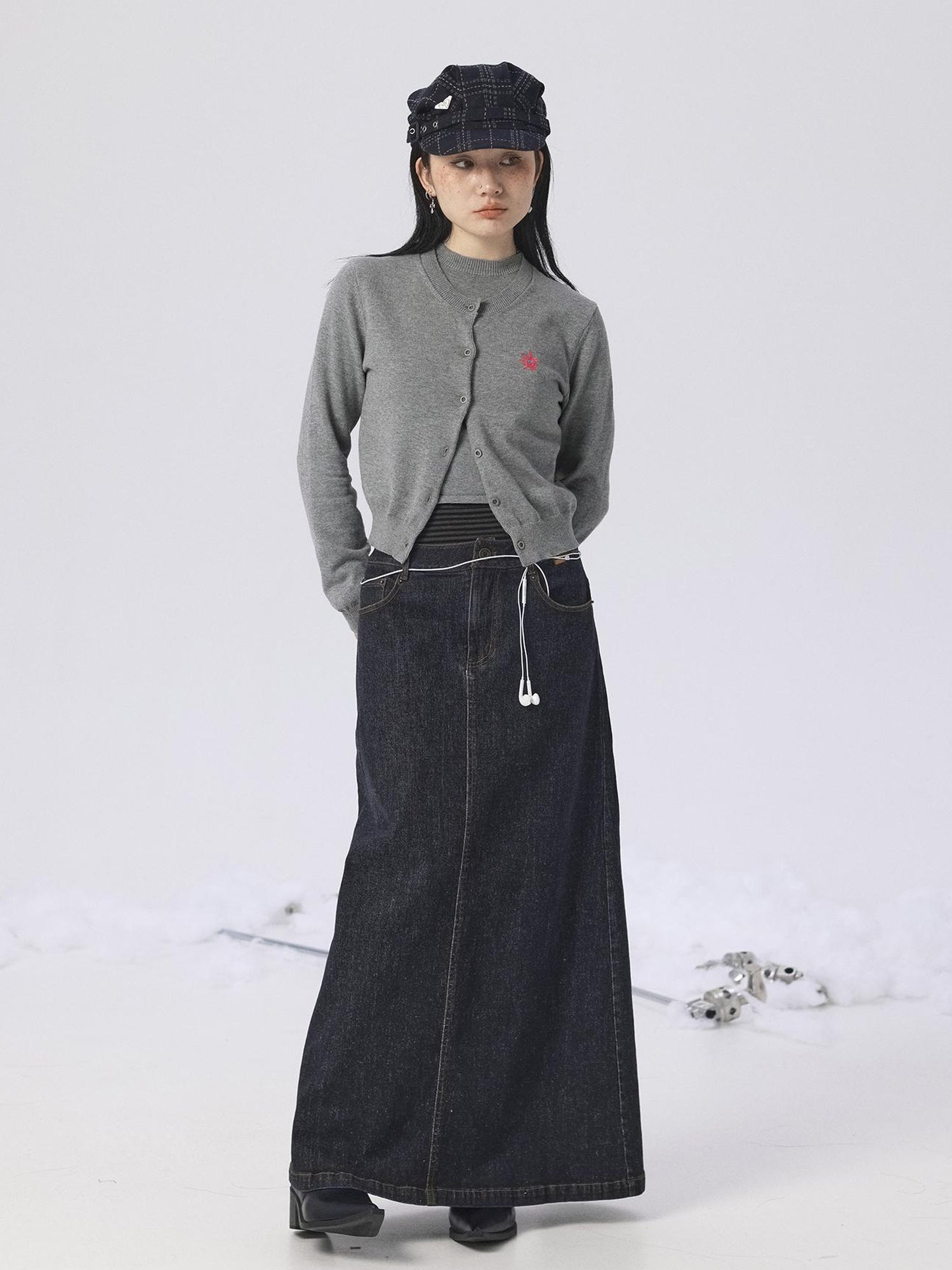 Achihara Grey Knit Vest & Cardigan Set