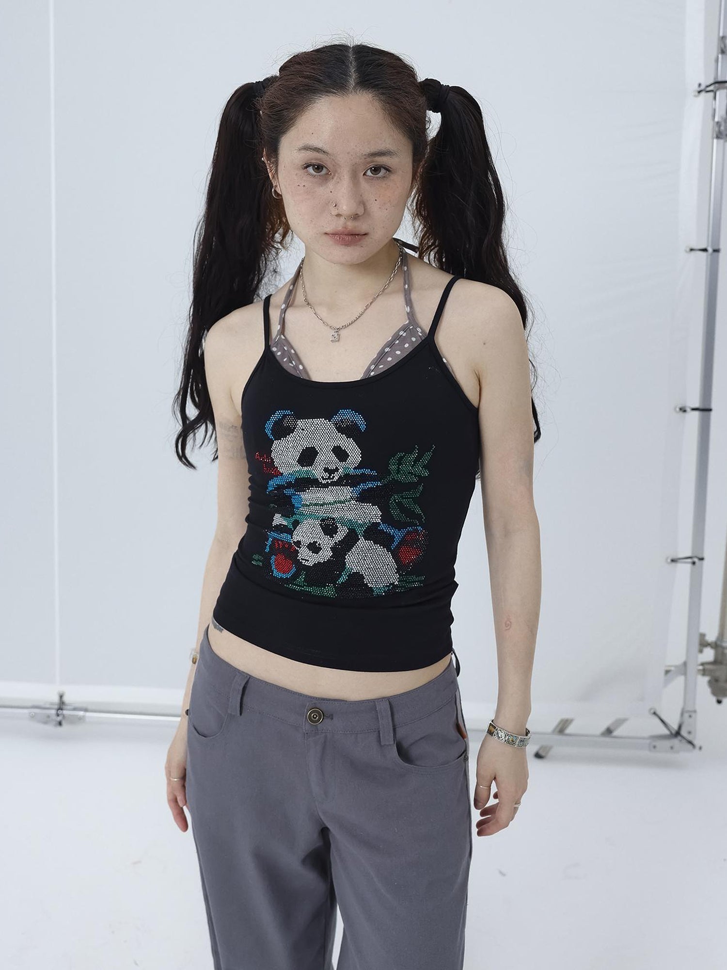 Achihara Happy Panda Embroidered Crop Tee V-neck T-shirt Long-Sleeve