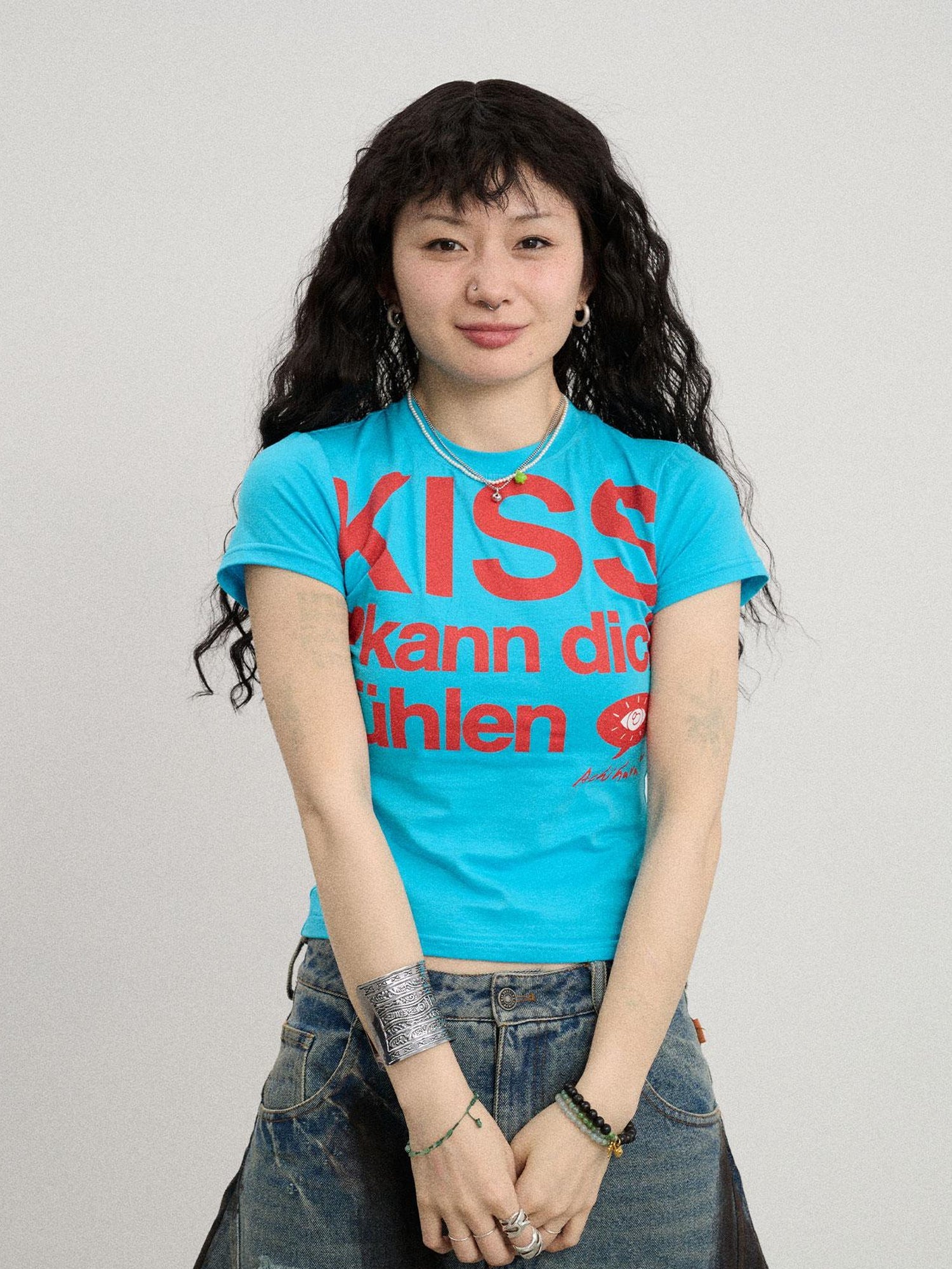 Achihara Kiss Fish German Print Slim Fit Tee