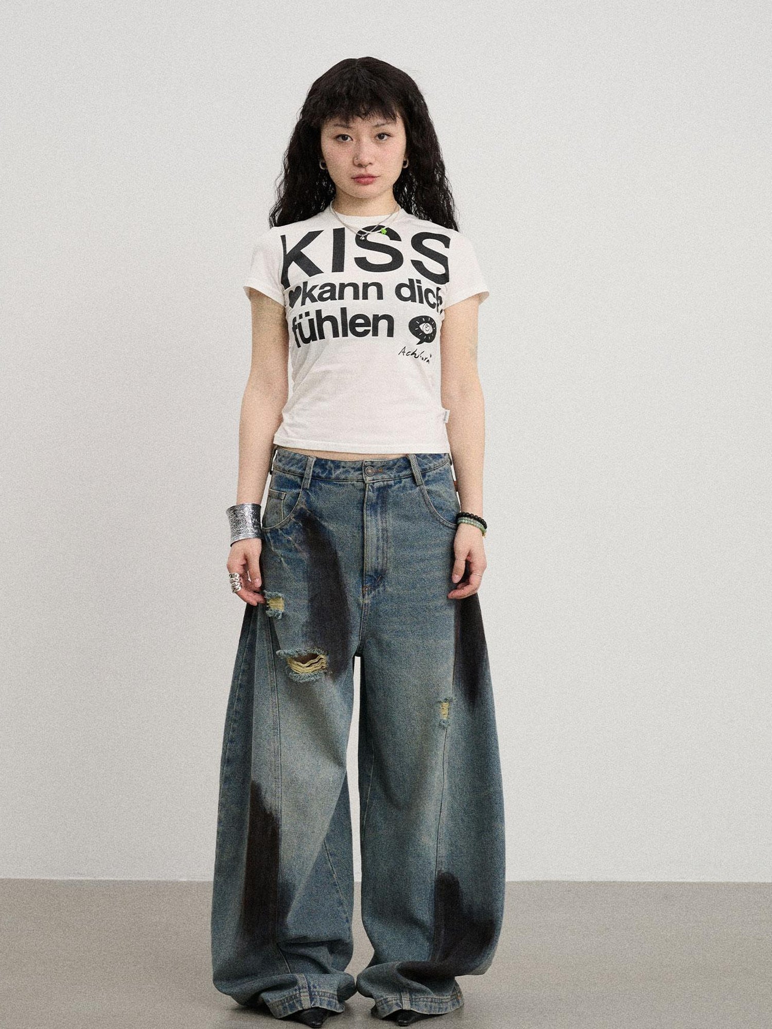 Achihara Kiss Fish German Print Slim Fit Tee