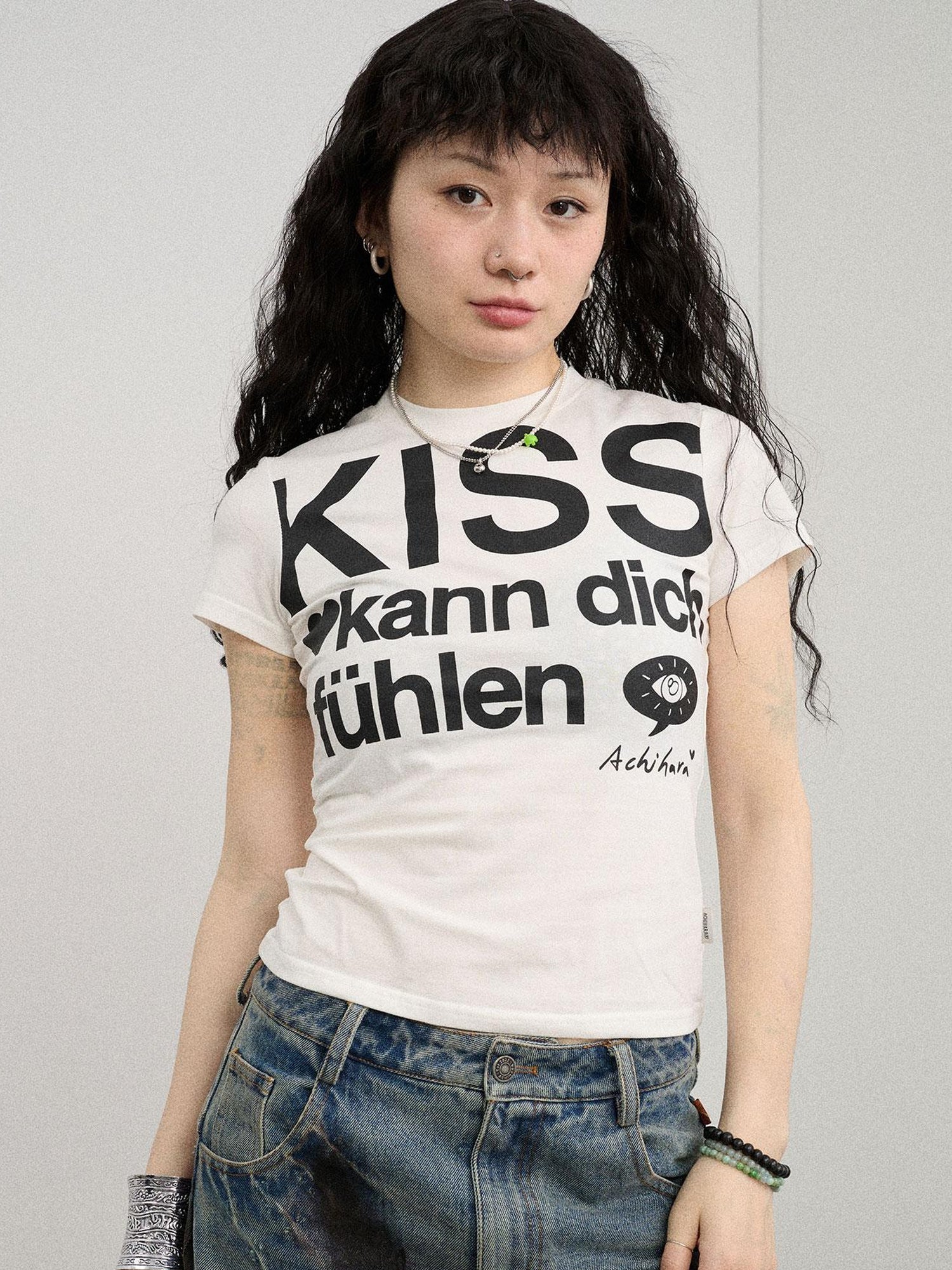 Achihara Kiss Fish German Print Slim Fit Tee