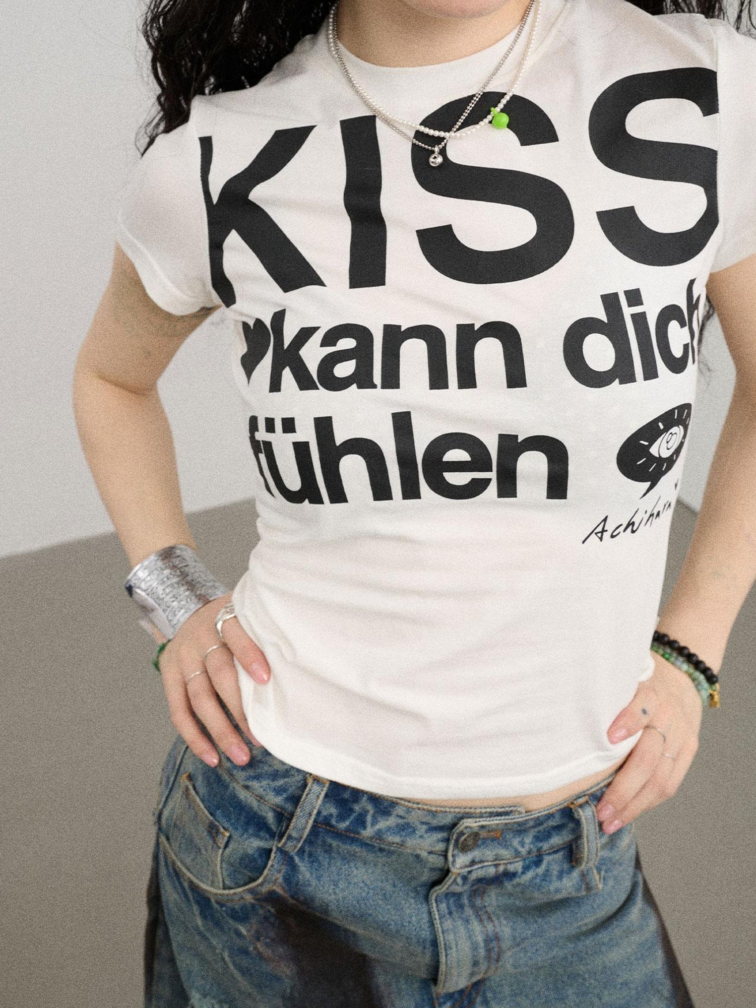 Achihara Kiss Fish German Print Slim Fit Tee