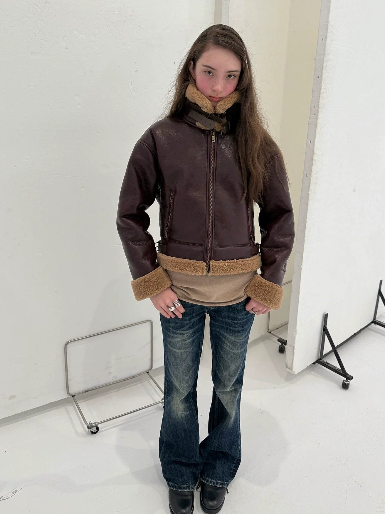 Achihara Lightweight Polyester Blend Fold Detail Short Straight Commuter Women Zip Jacket