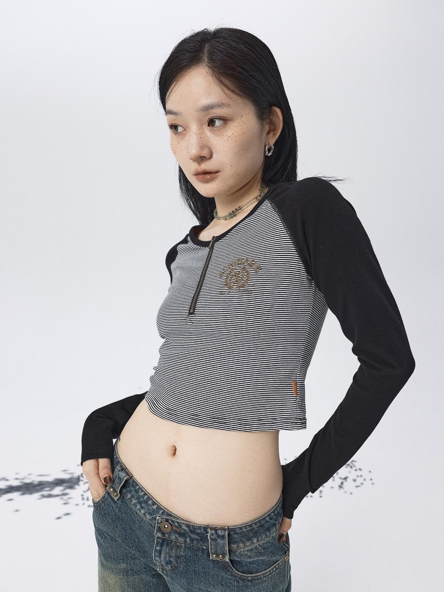 Achihara Los Angeles Stripe Spliced Crop Tee