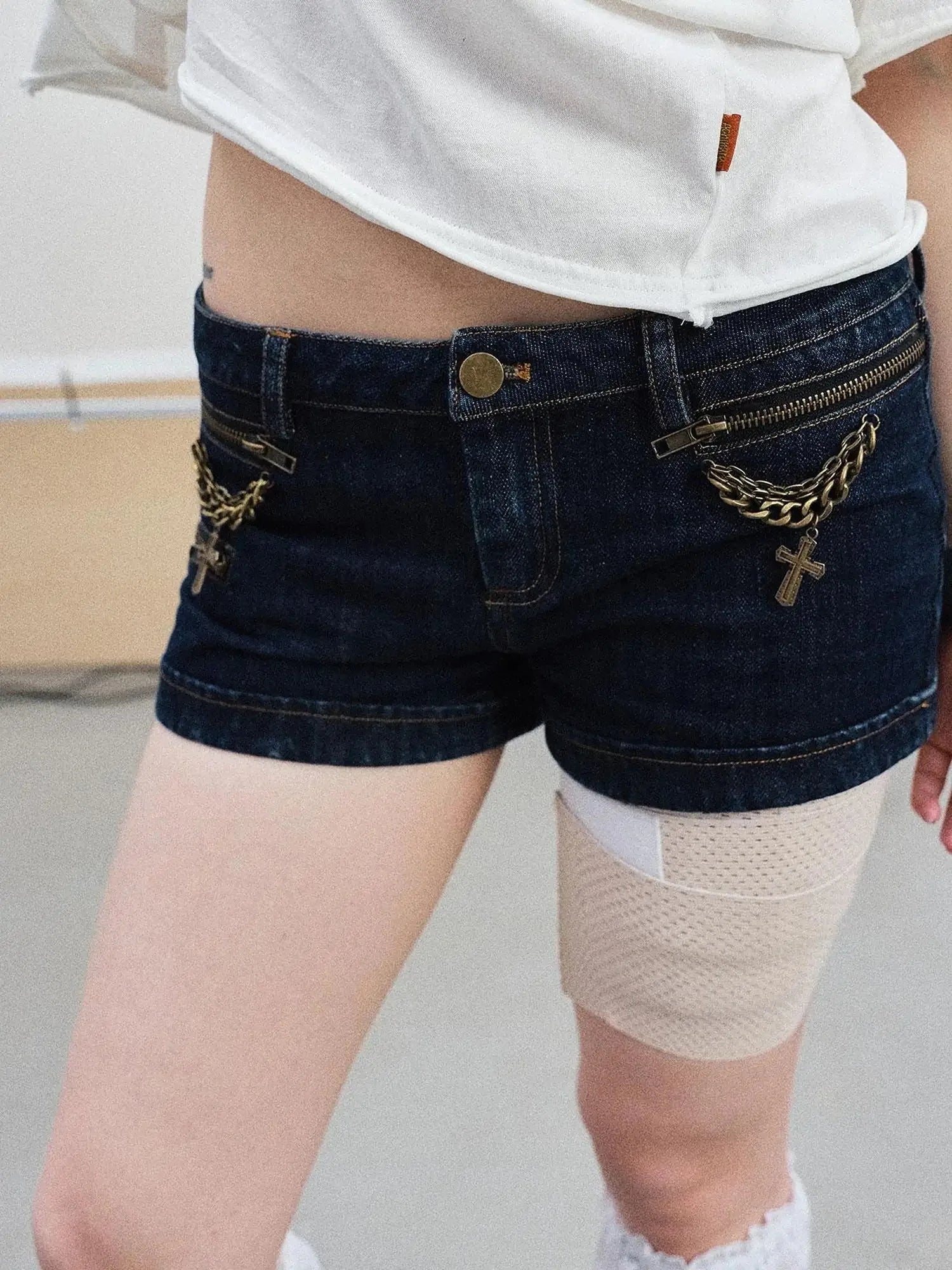 Lukasi Super Low-Rise Denim Hot Shorts