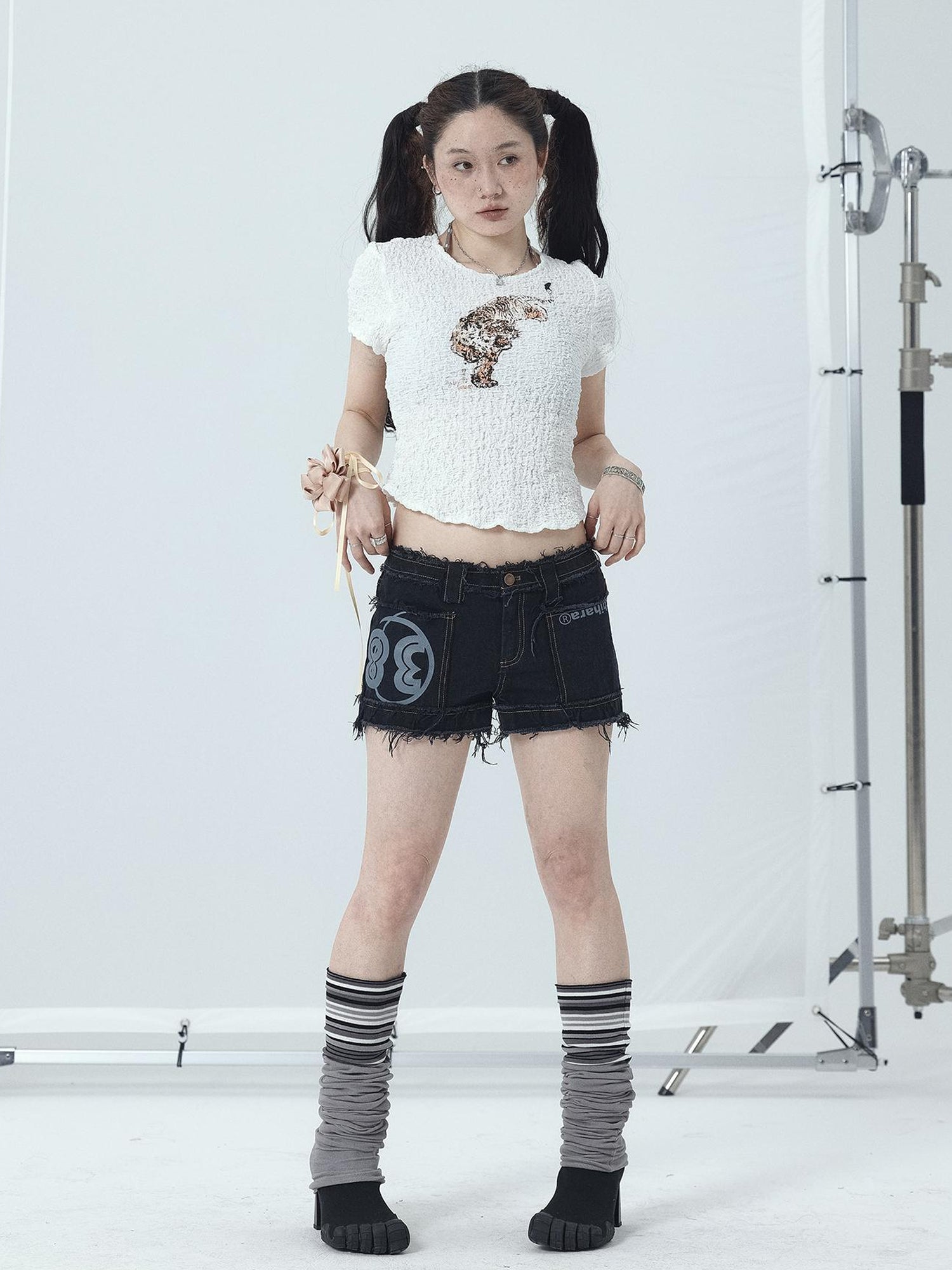 Achihara Maria Vintage Washed Denim Shorts Frayed Hem