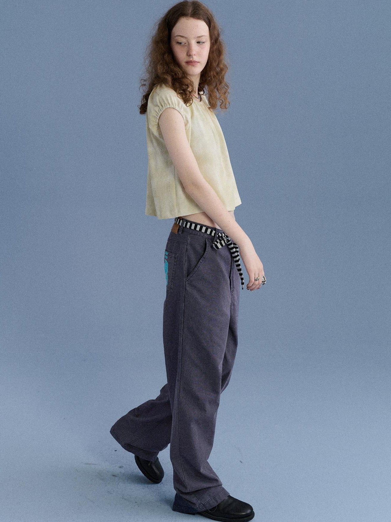 Achihara Navy Casual Low Rise Zip Fly Women&