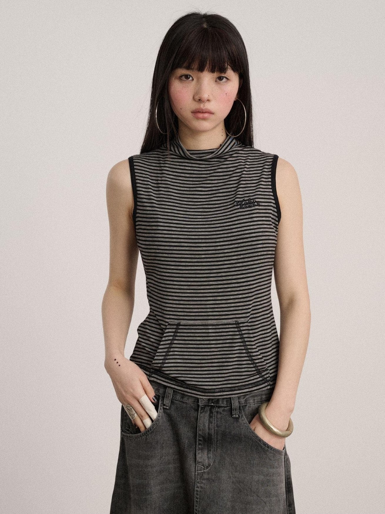 Achihara No Padding Soft Stretch Cotton Spandex Mock Neck Cropped Striped Women Tank Tops