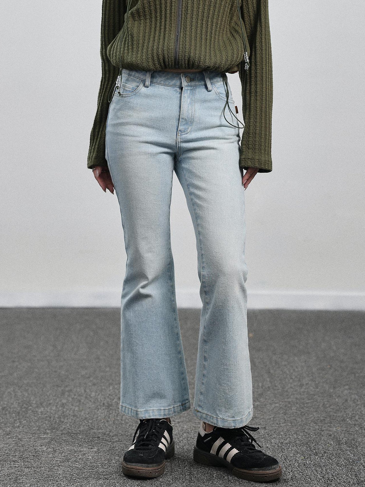 Achihara Nu Disco Flared Cropped Jeans In Light Blue