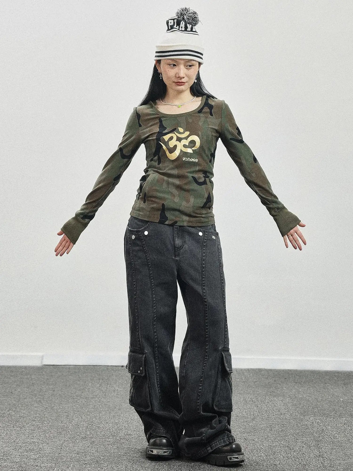 Olive Om Dream Print Long Sleeve Tee
