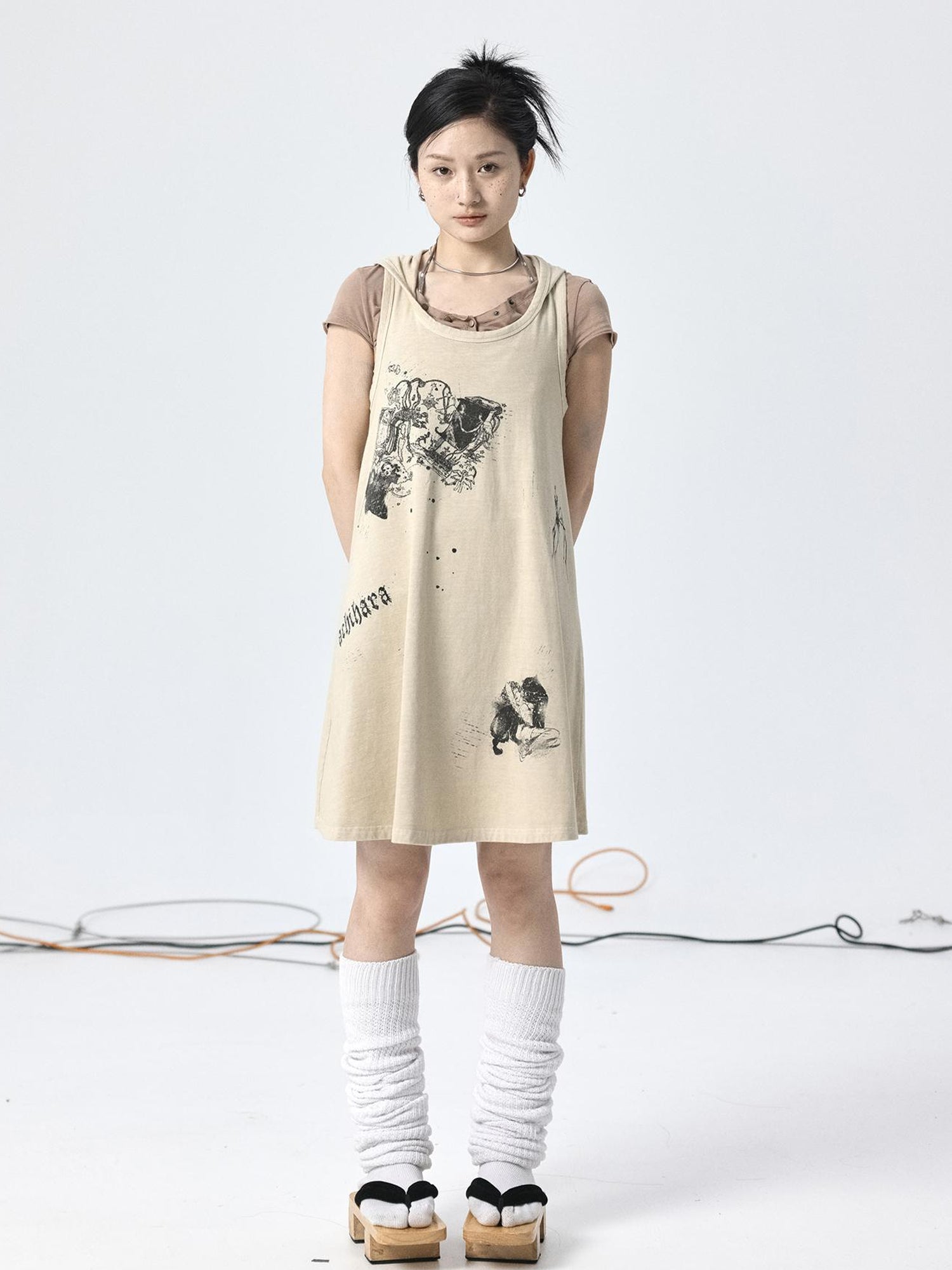 Achihara Oxidized Soap Flake A Line Hooded Sundress