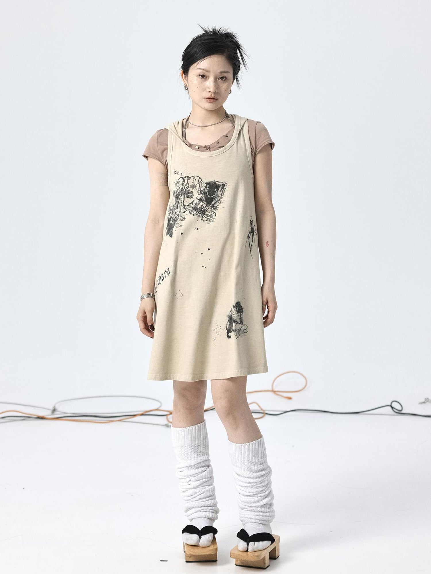 Achihara Oxidized Soap Flake A Line Hooded Sundress