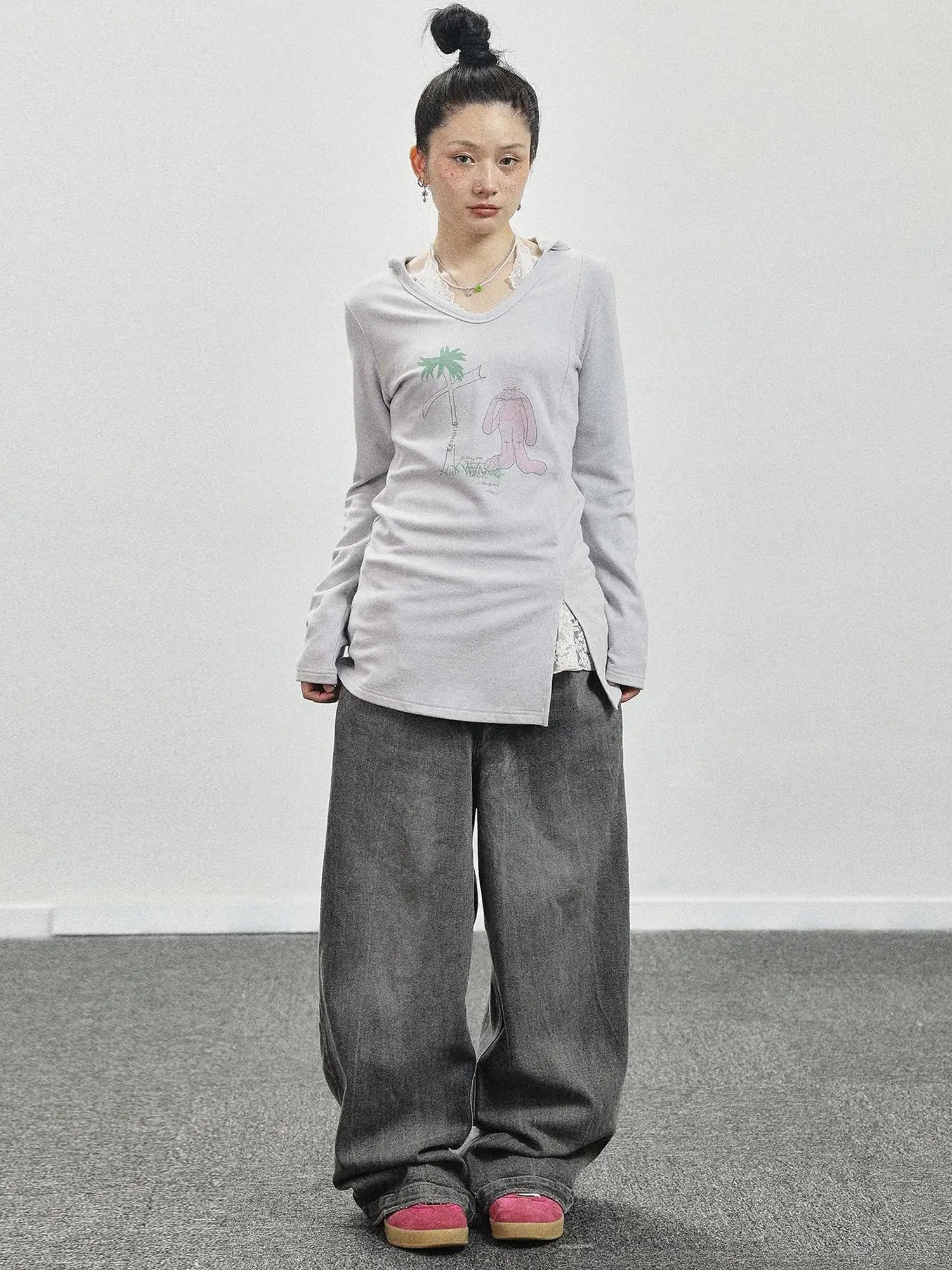 Peter Rabbit V-Neck Hooded Slim Fit Tee