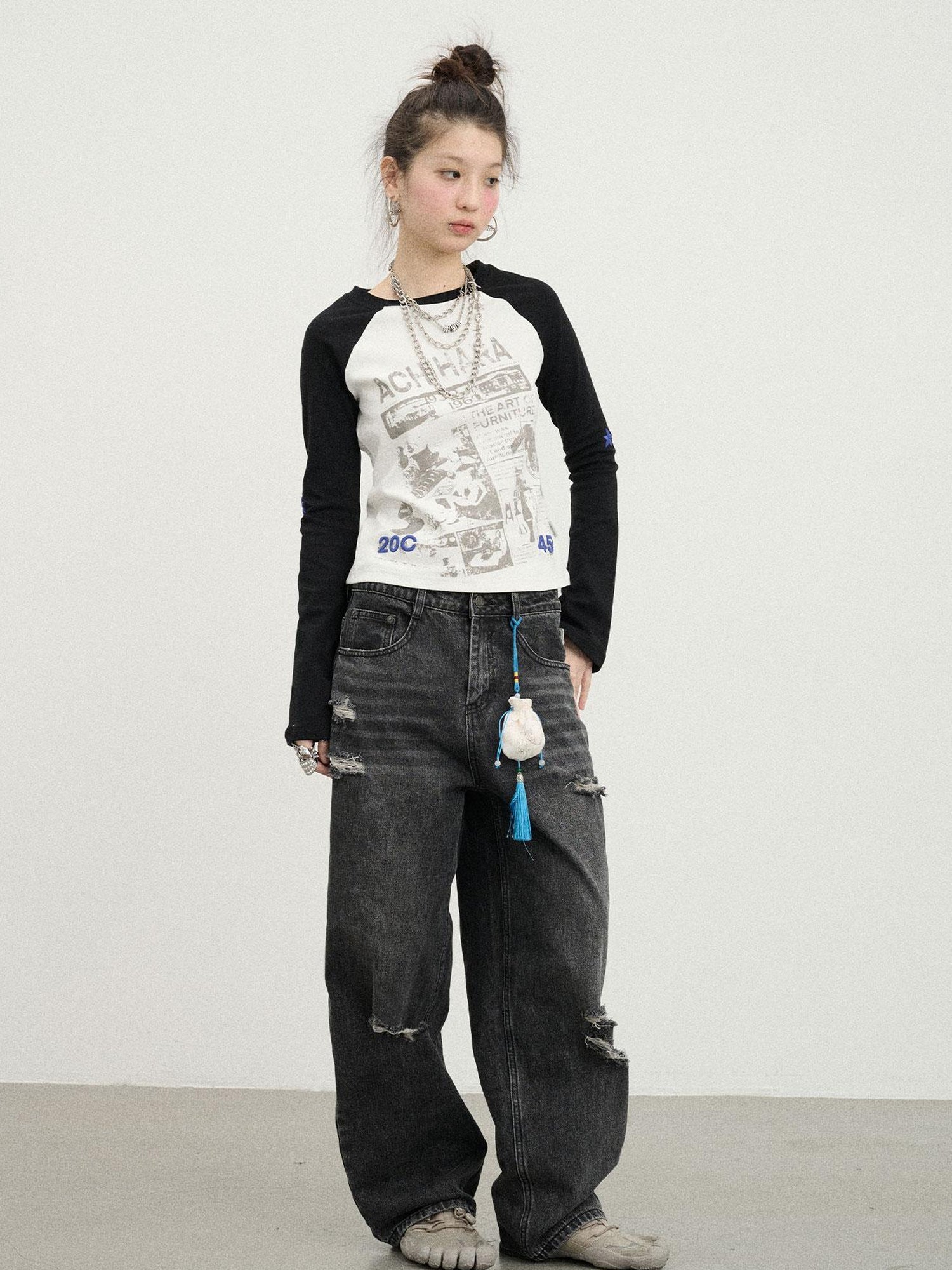Achihara Retro Contrast Knit Tee V-Neck T-Shirt Long-Sleeve