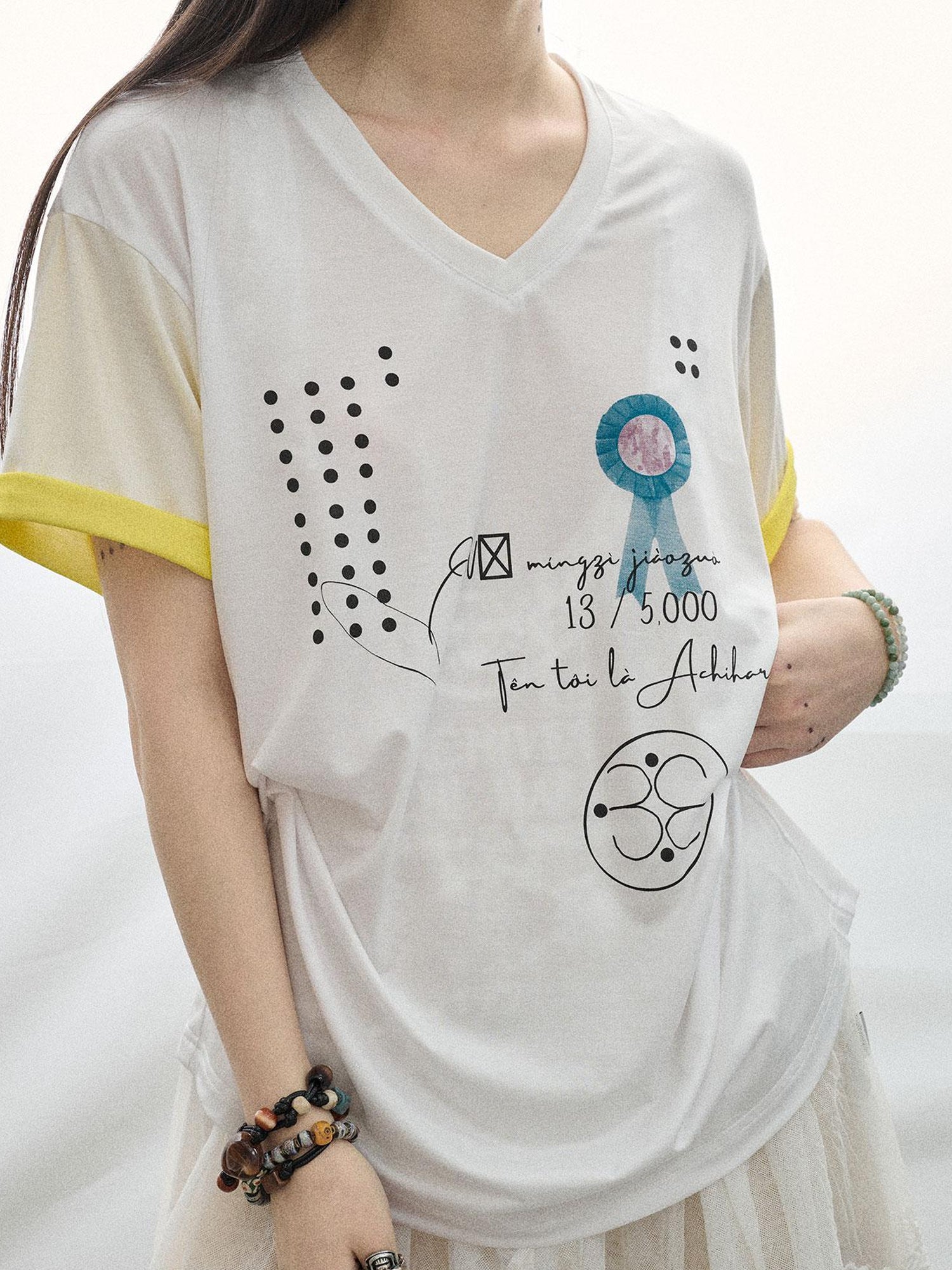 Achihara Rock Malt Star V-neck Tee