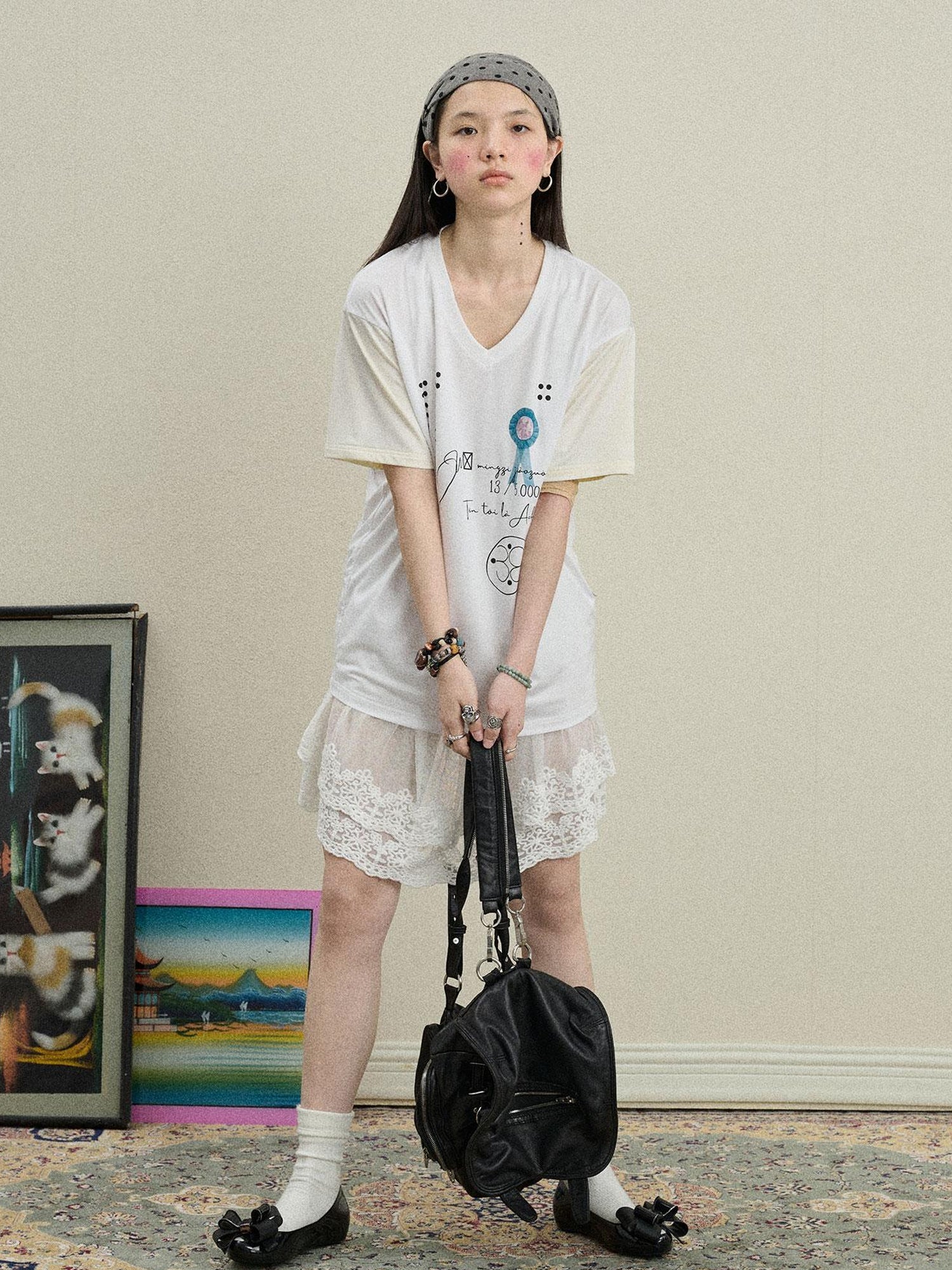 Achihara Rock Malt Star V-neck Tee